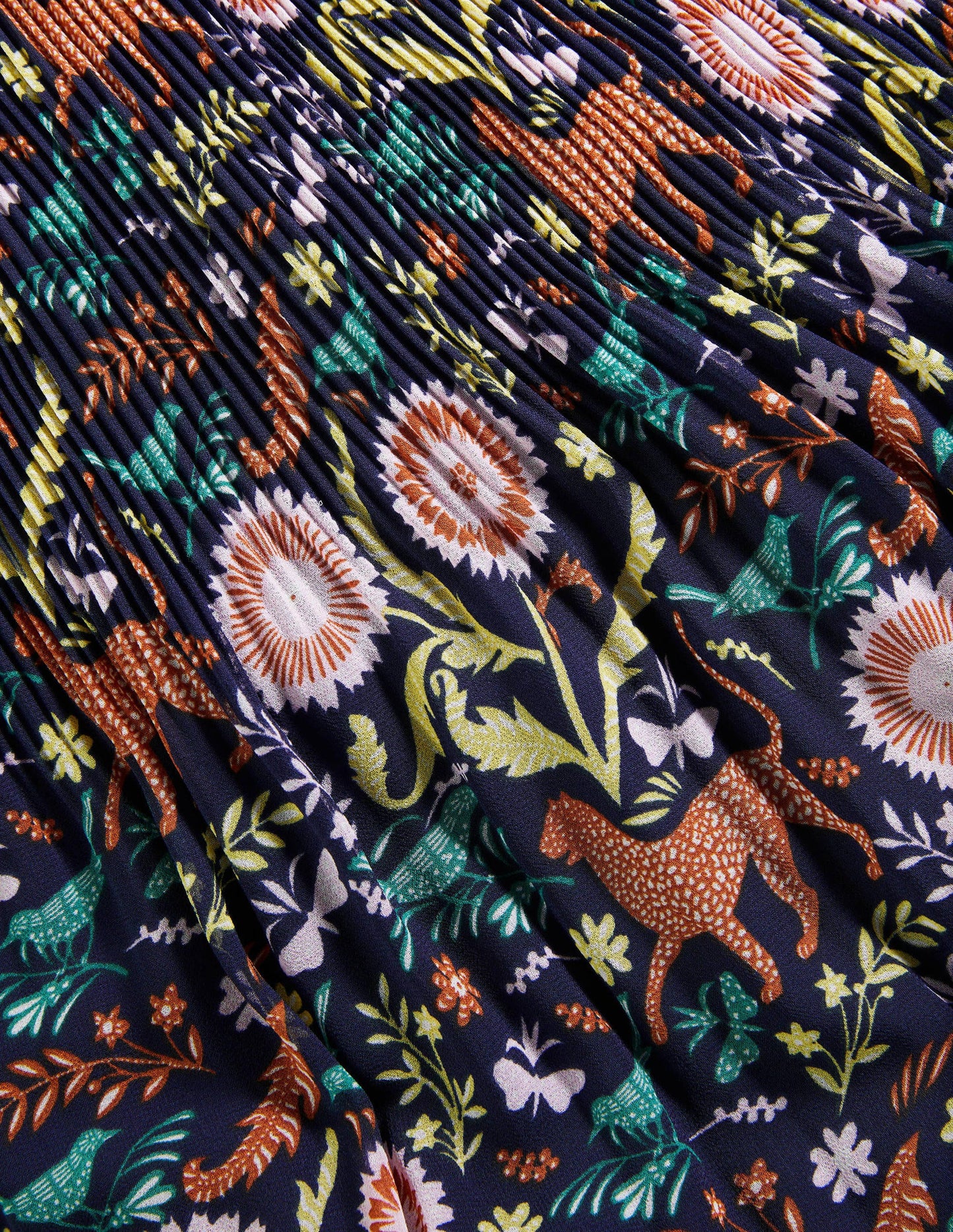 Nell Plissiertes Kleid-Navy/Bunt, Magischer Garten