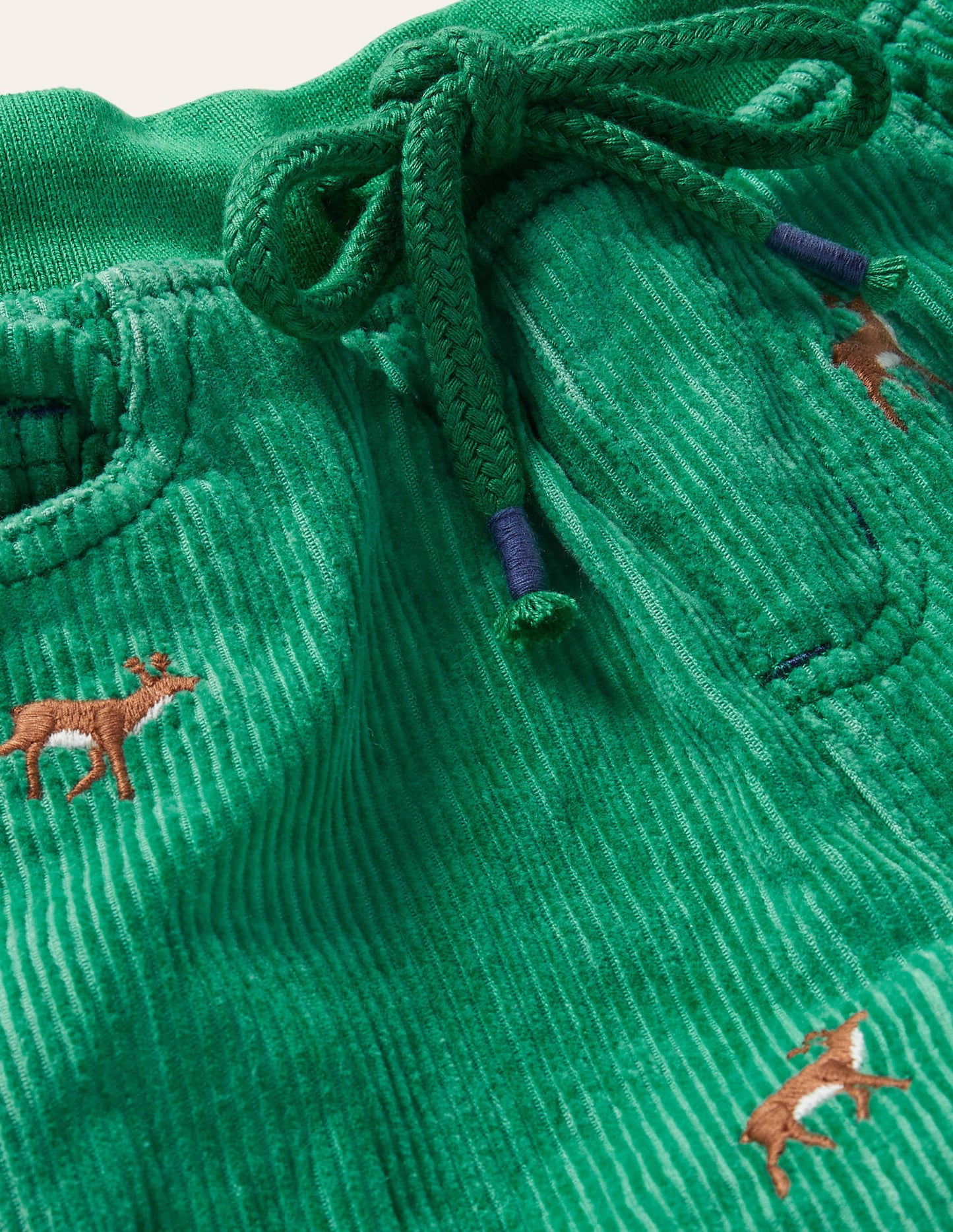 Cordhose mit kuscheligem Futter-Schottengrün, Hirsche