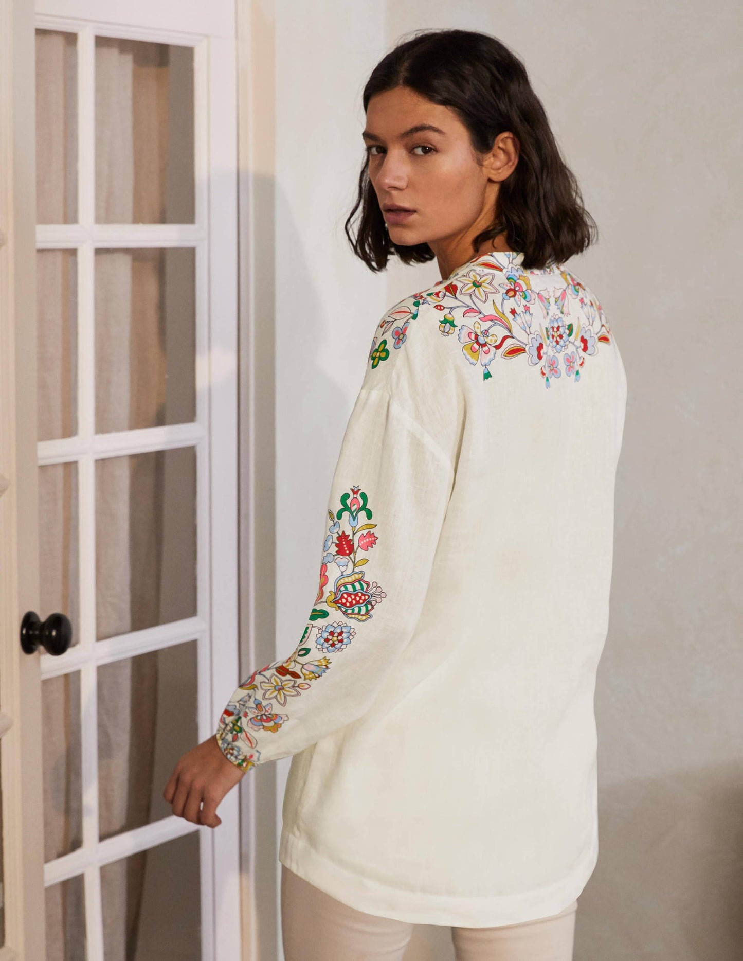 Hannah Leinenhemd-Naturweiß, Kaleidoskop-Blumenmuster