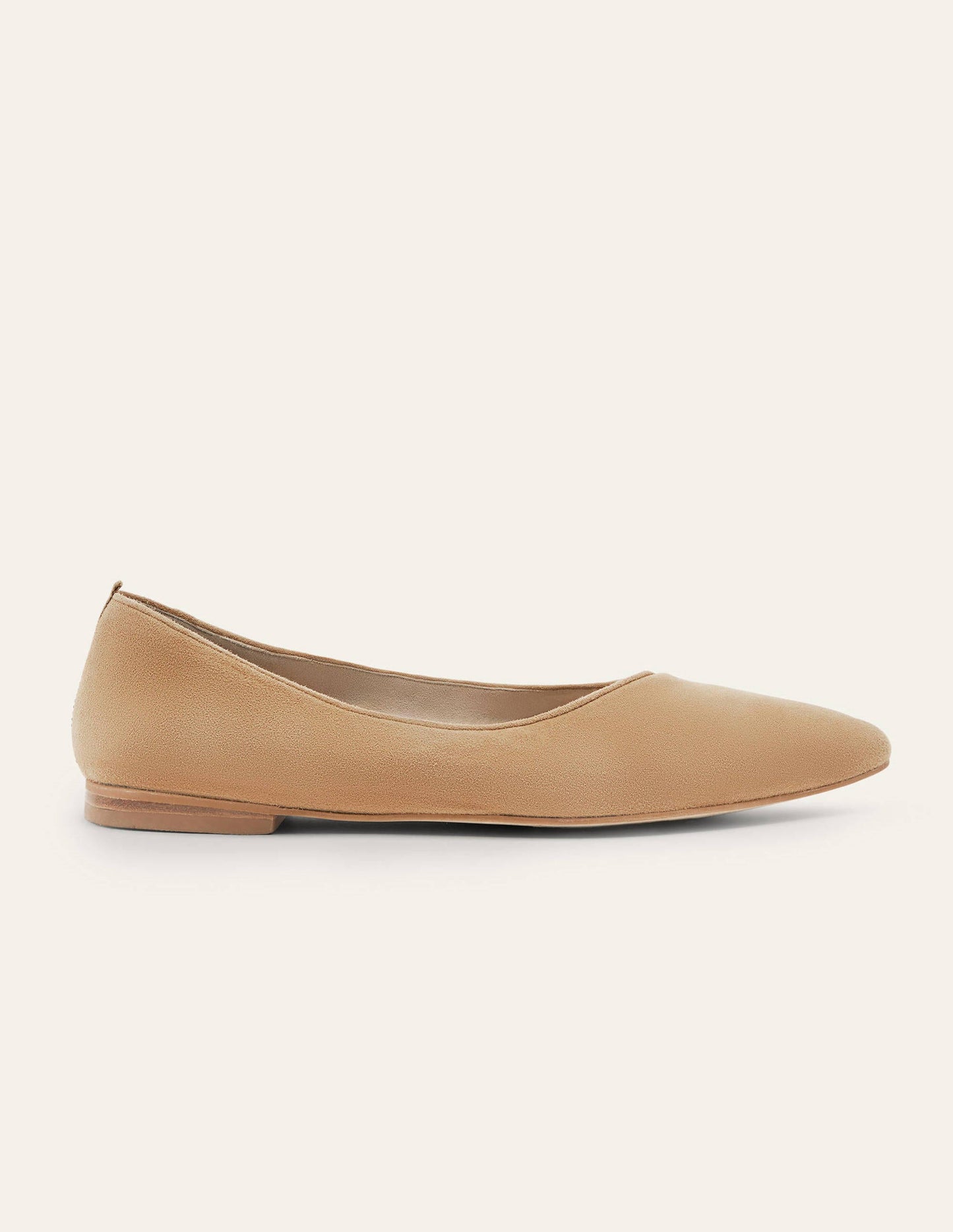 Julia Flache Pumps mit spitzer Zehenpartie-Kamelbraun