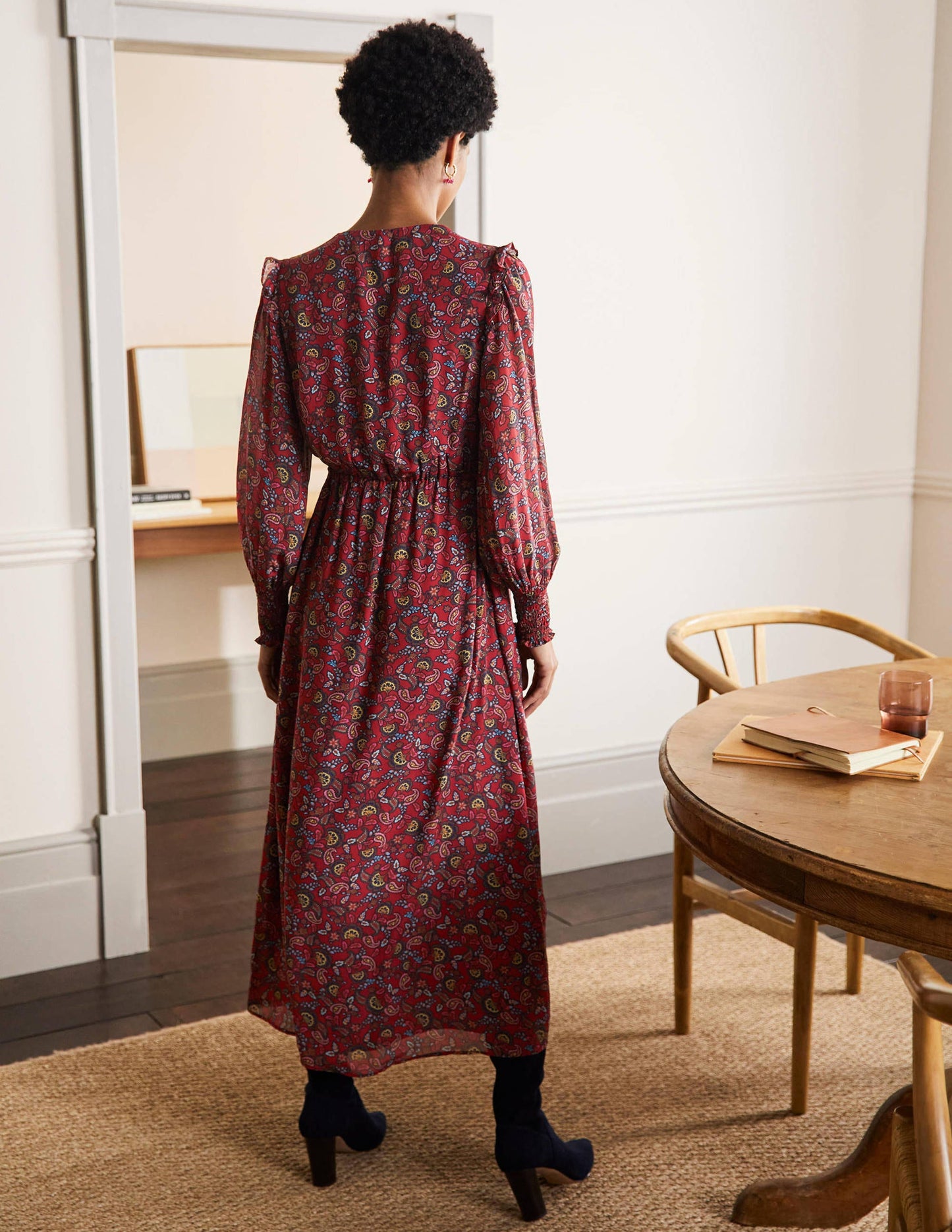 Robe portefeuille midi Becky-Baie hivernale, motif exotique floral