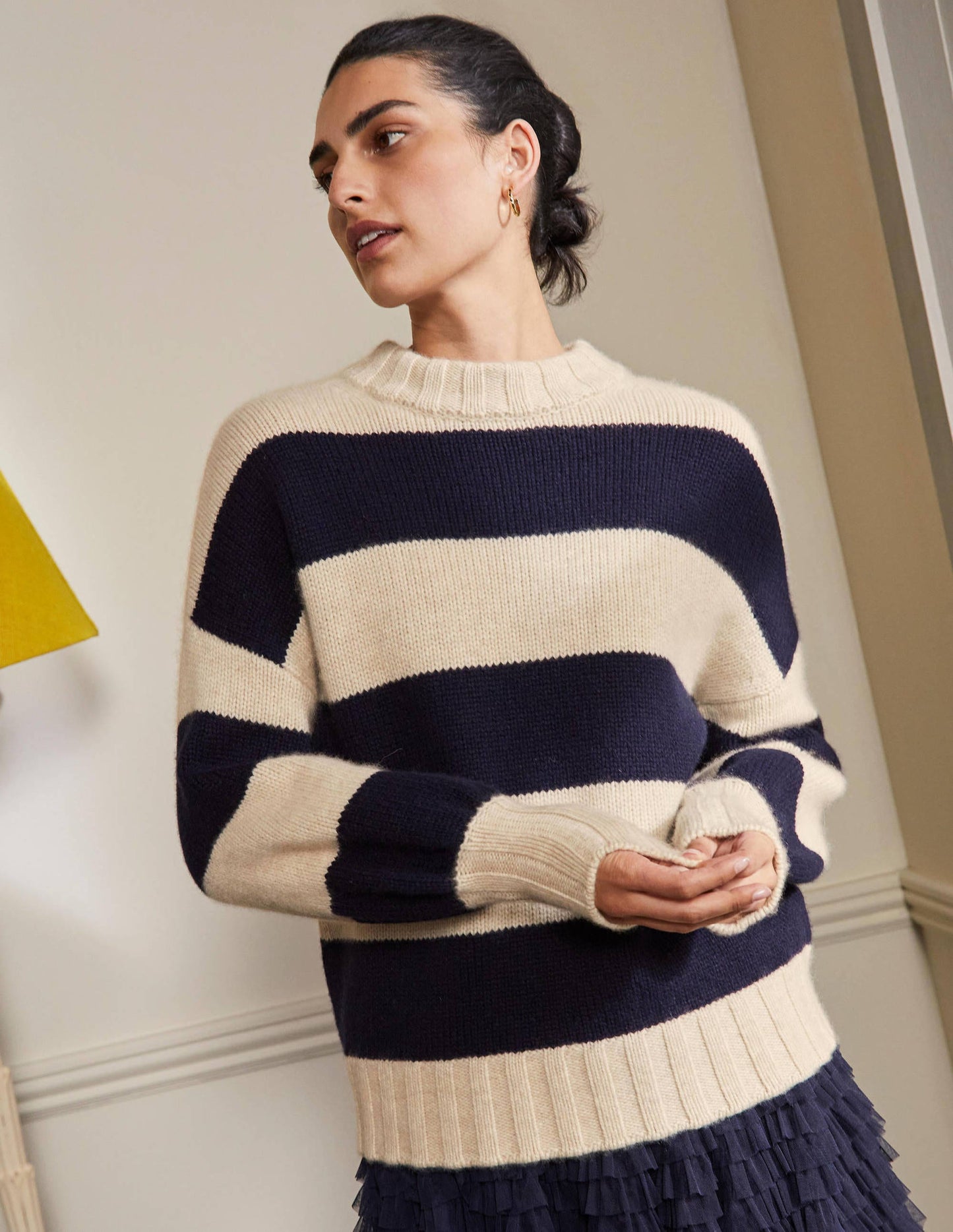 Grobstrickpullover aus Kaschmir-Saphirblau, Gestreift