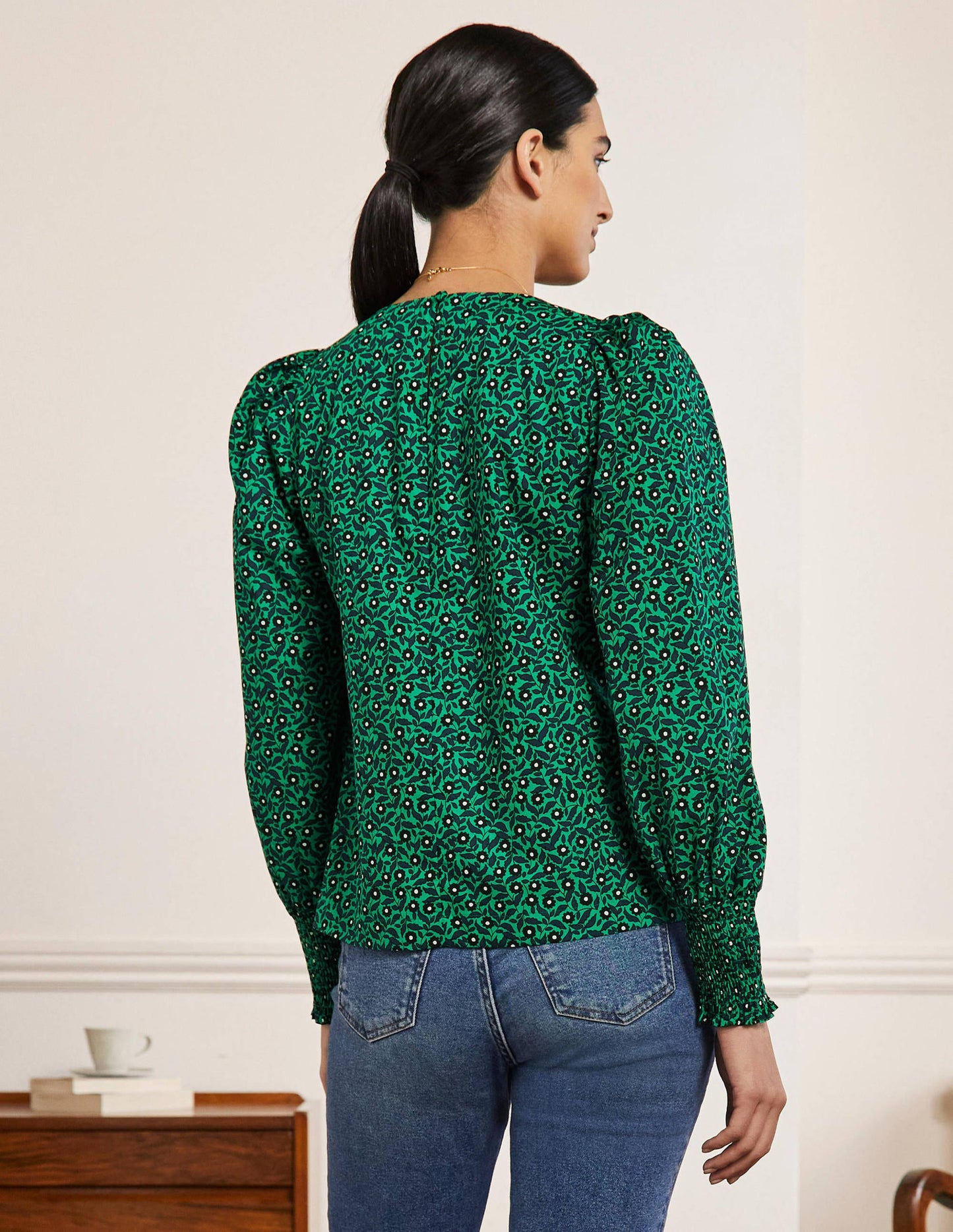 Smocked Cuff Cotton Top-Highland Green, Rambling Ditsy