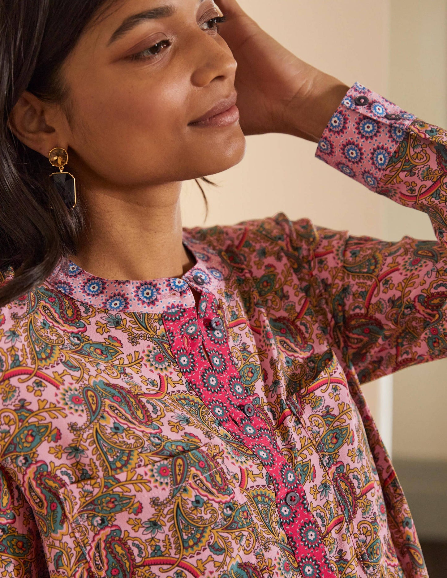 Blouse sans col en soie-Rose formica