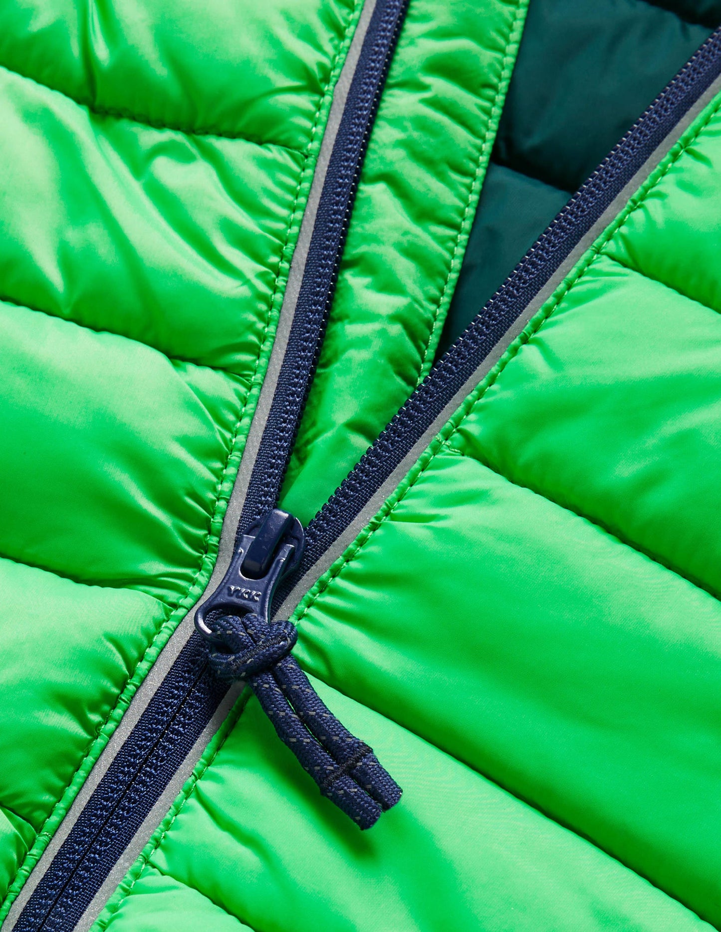 Bequeme wattierte Jacke zum Verstauen-Schottengrün