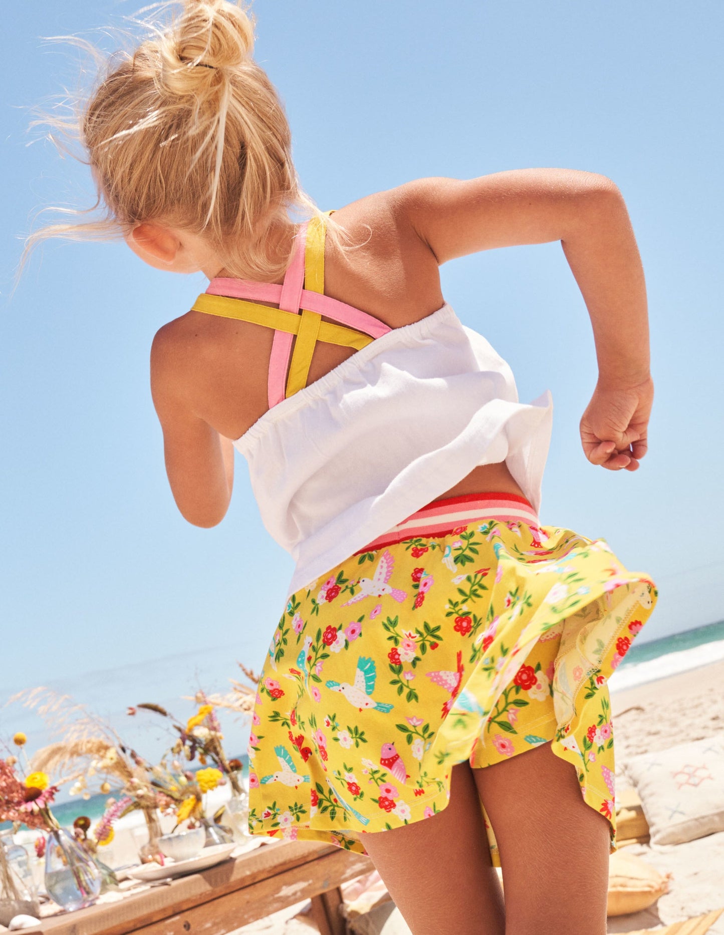 Jupe-short imprimée en jersey-Perroquets jaune maïs