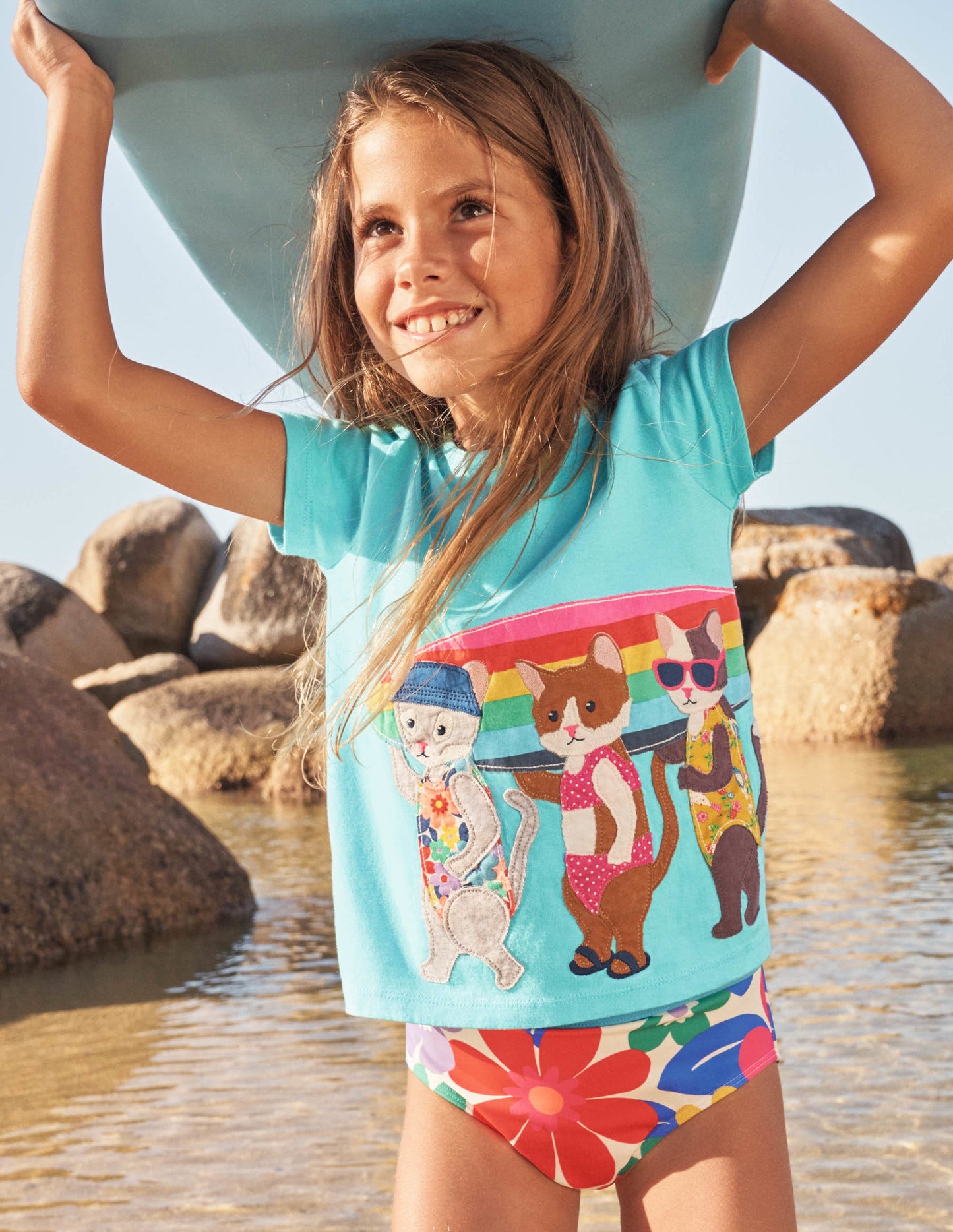Kurzärmliges T-Shirt mit Applikation-Türkis, Surfende Katzen