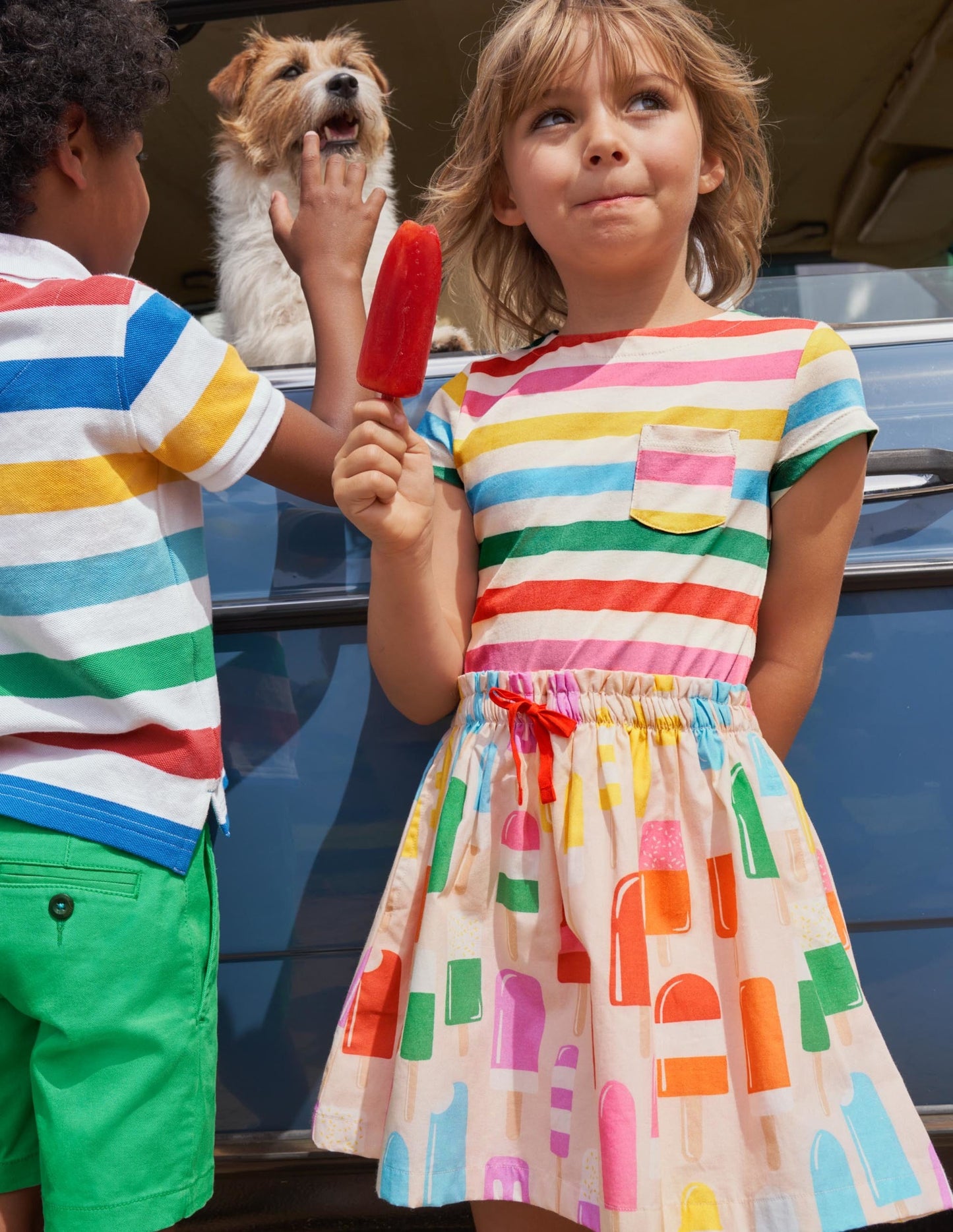 Kurzärmliges Kleid mit Mustermix-Altrosa, Eis am Stiel