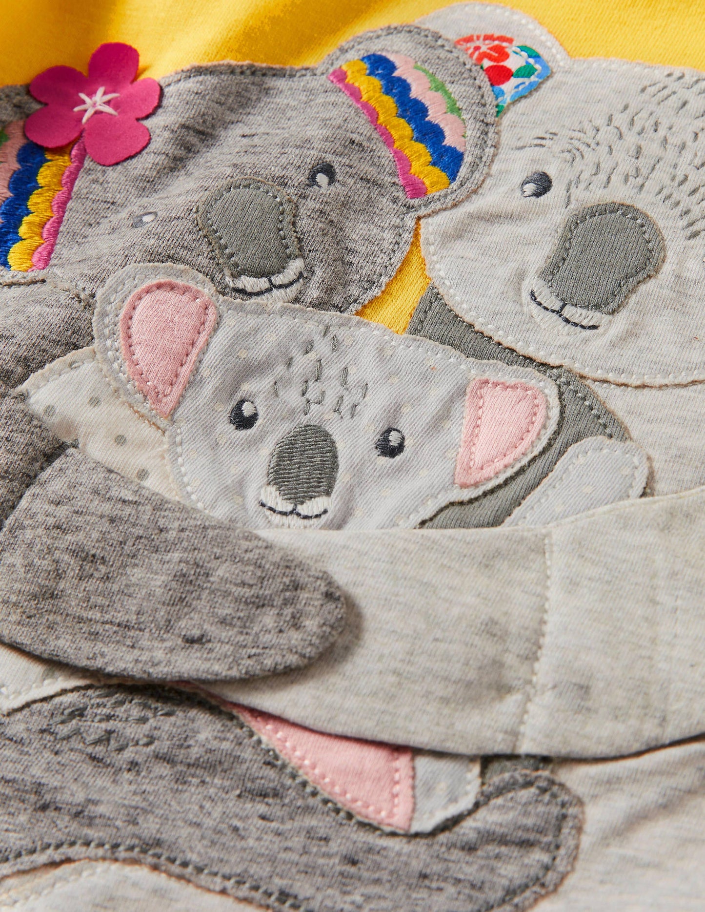 Hugging Applique T-shirt-Daffodil Yellow Koala