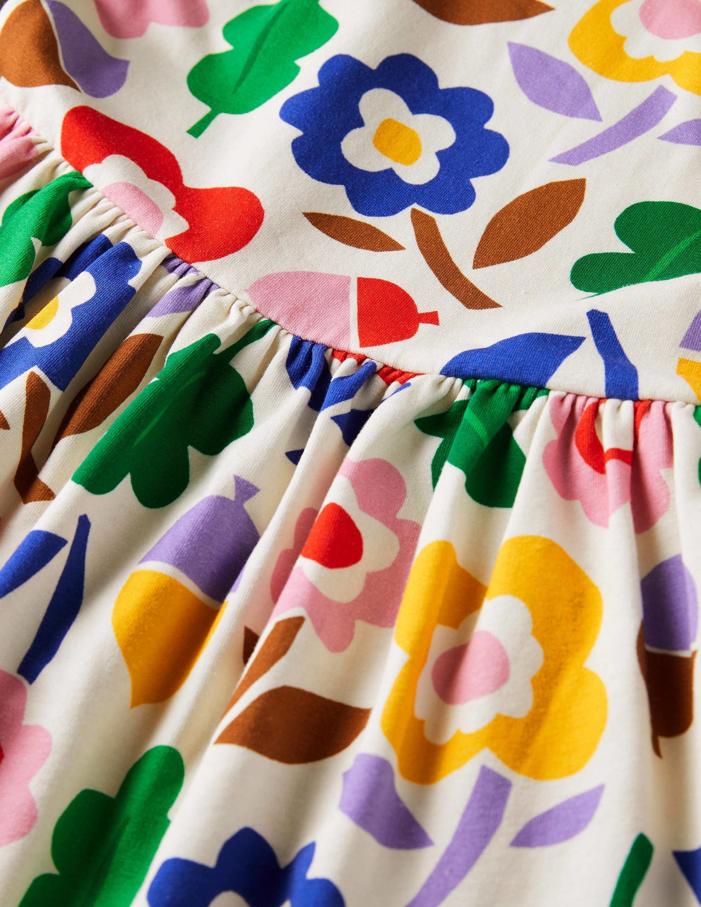 Sweatshirt-Kleid aus Jersey-Vanille, Herbsttage