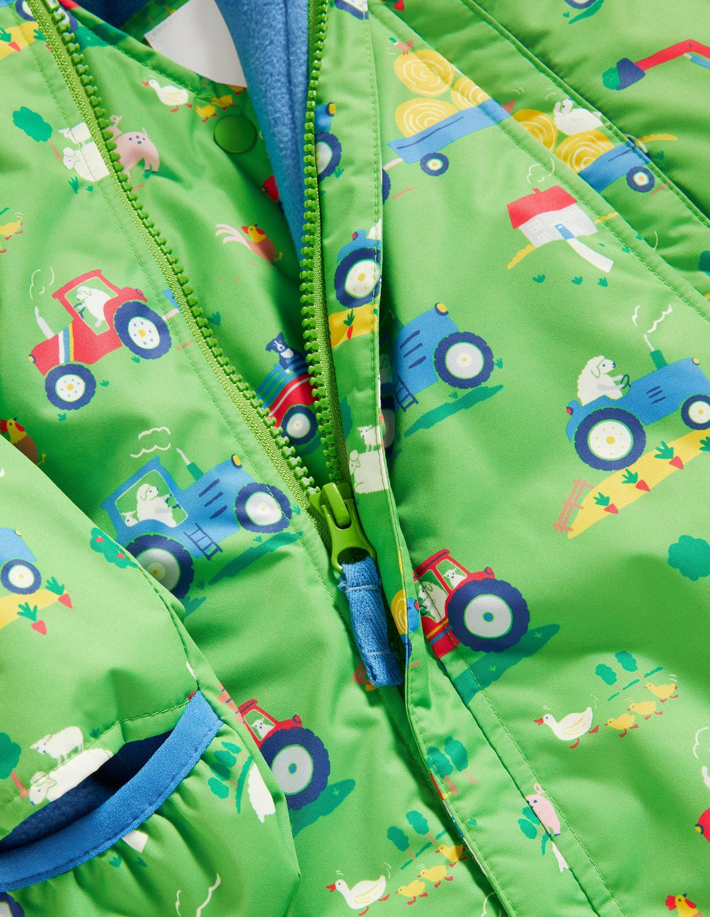 Schneeanzug mit Bauernhofmuster-Leguangrün, Bauernhof