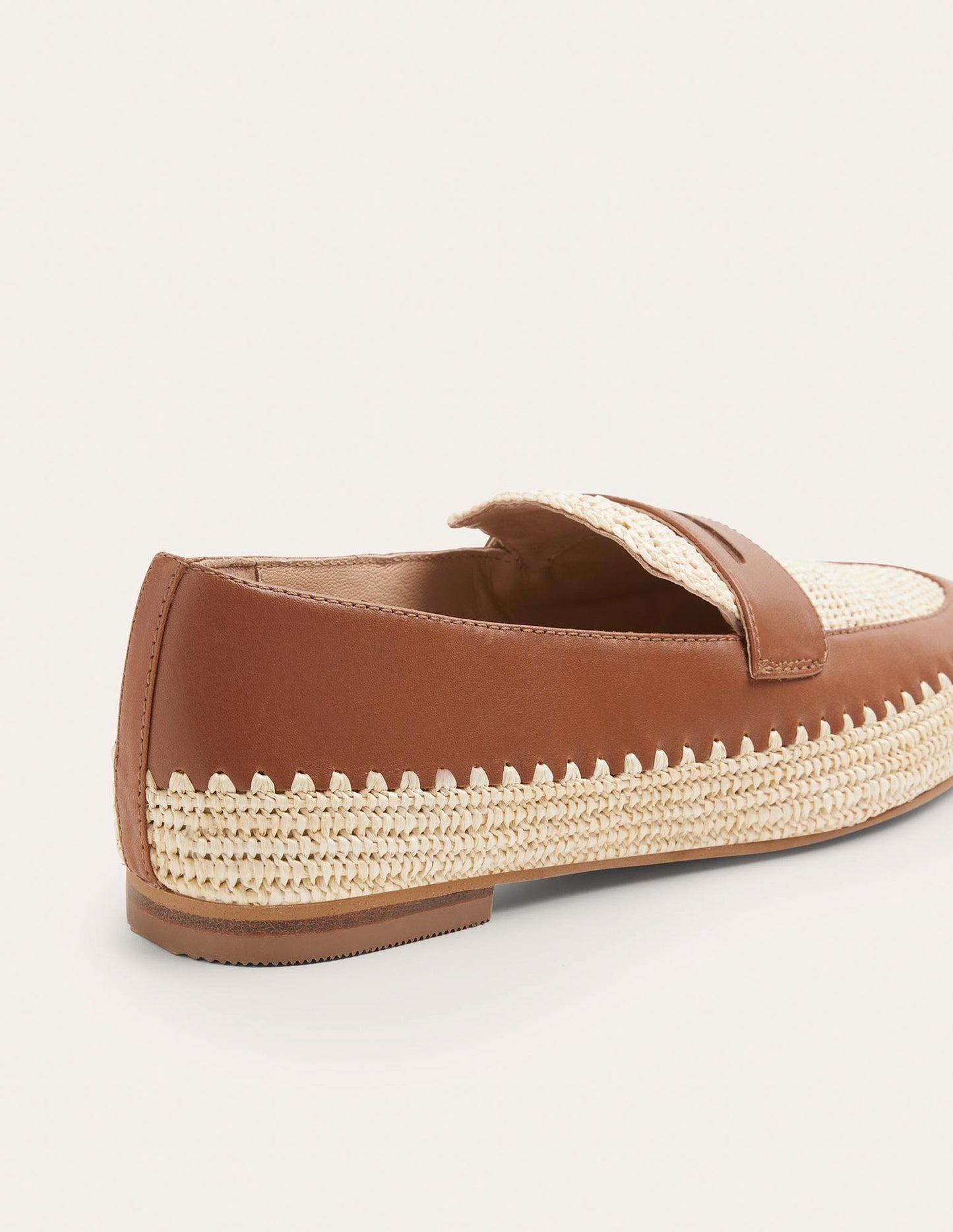 Lydia Loafer mit Bastdetail-Hellbraun