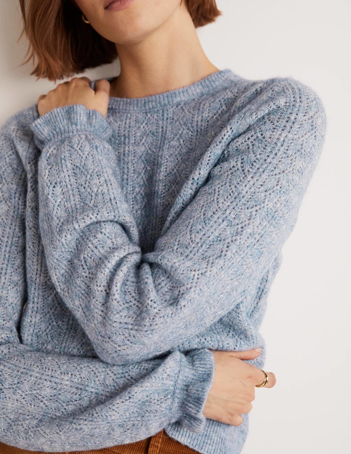 Flauschiger Pointelle-Pullover-Offiziersblau Melange