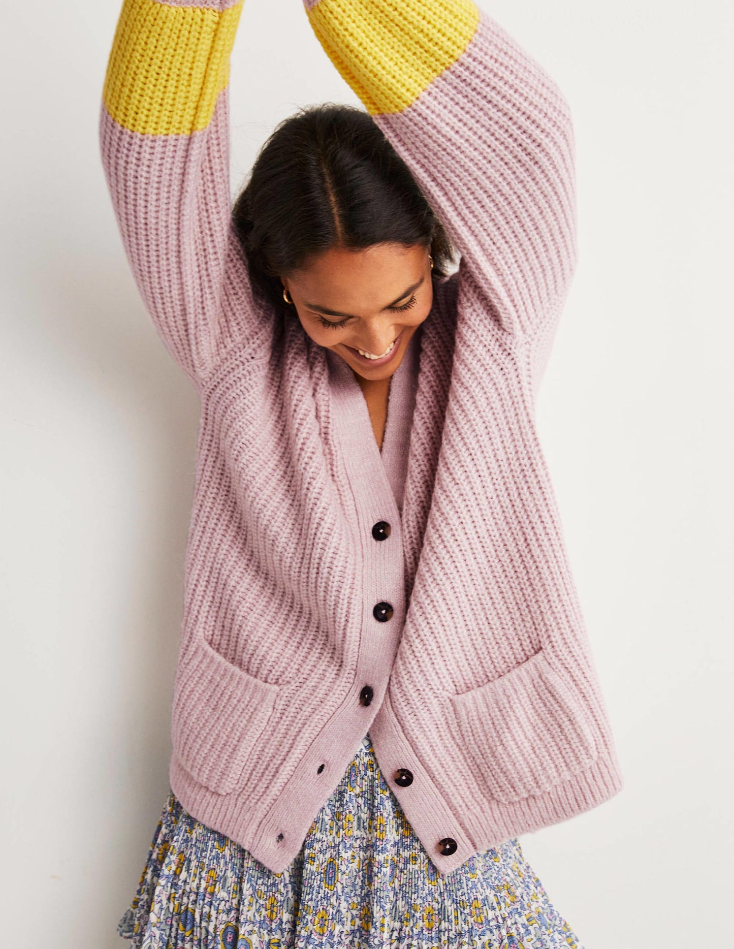 Bequemer Flausch-Cardigan aus Rippstrick-Milchshake-Rosa/Neongelb
