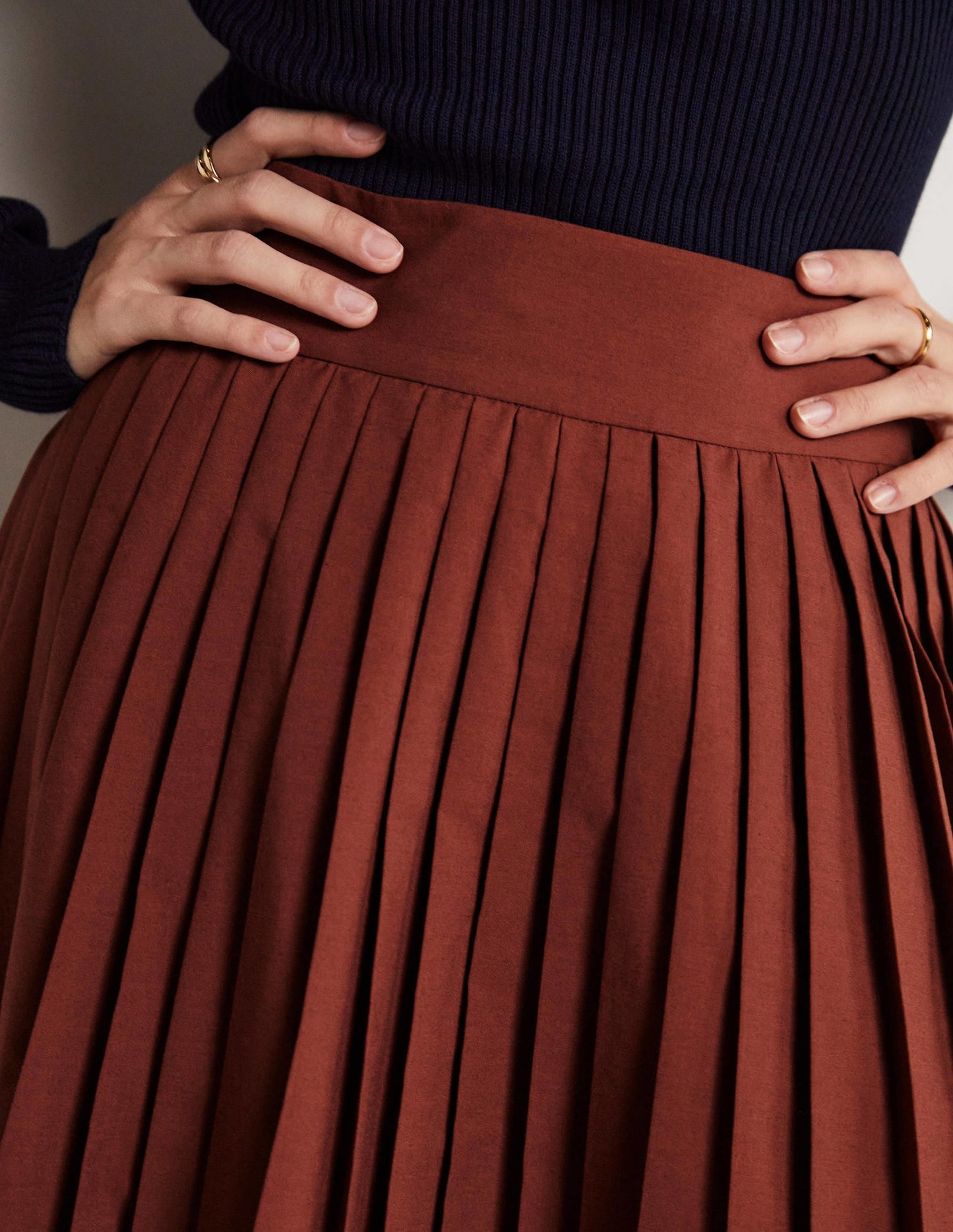 Pleated Cotton Mini Skirt-Red Oak