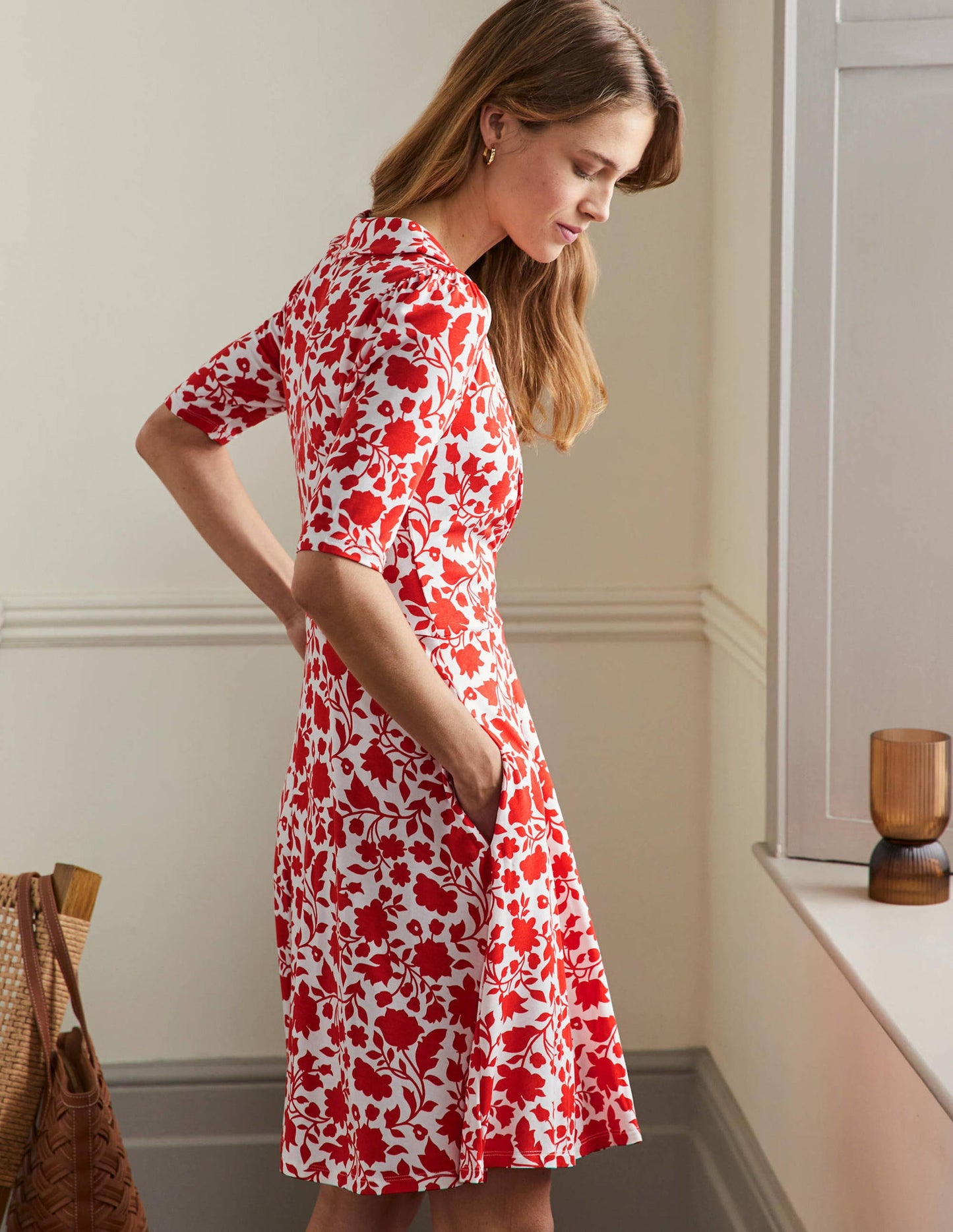 Jerseykleid mit fixierter Wickeloptik-Papayaorange, Botanische Silhouette