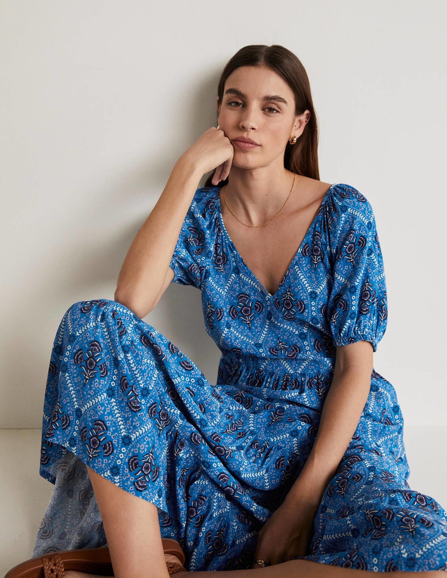 Midikleid mit V-Ausschnitt-Mosaikblau, Mohnblumen