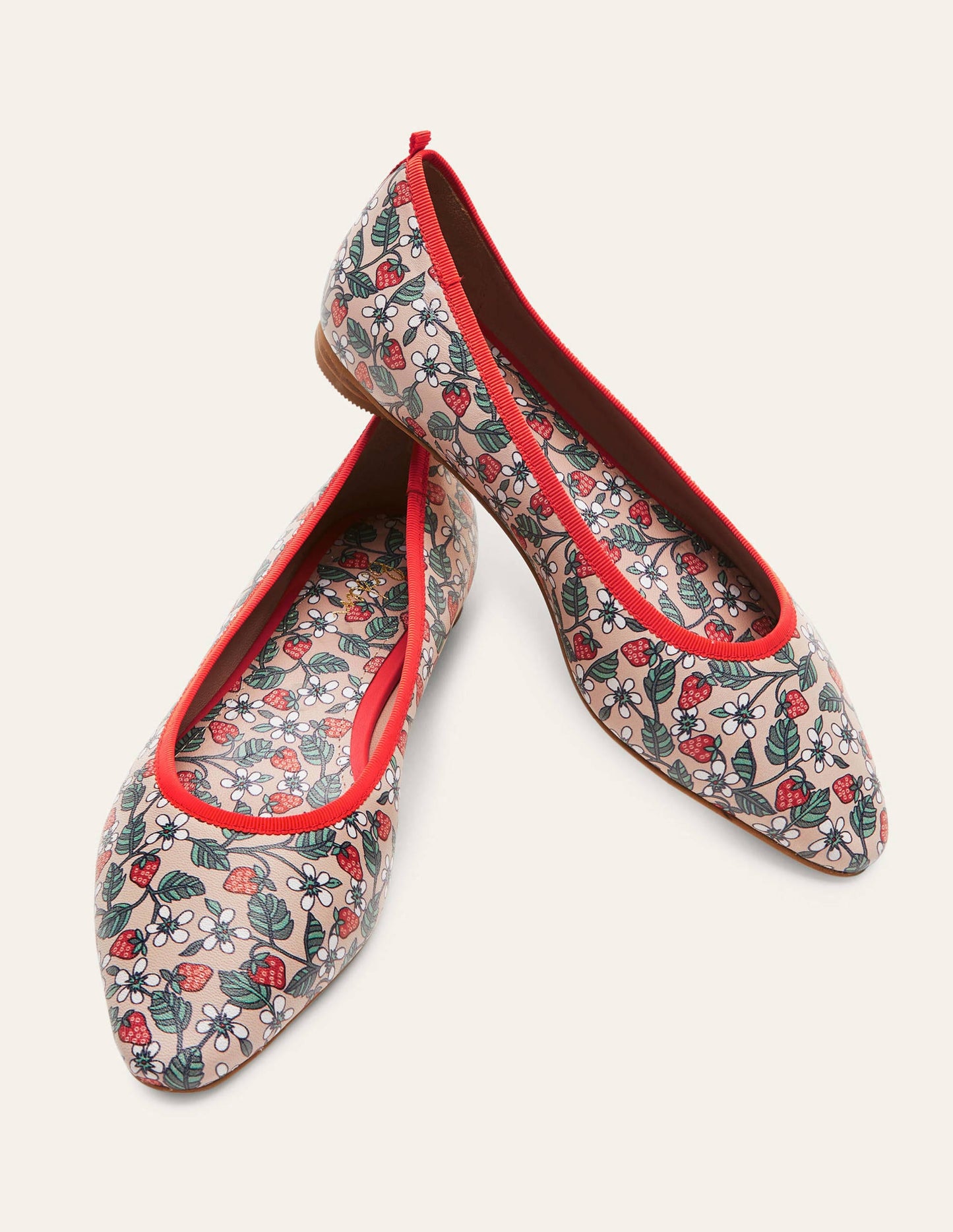 Ballerinas mit mandelförmiger Zehenpartie-Naturweiß, Beerenblüten