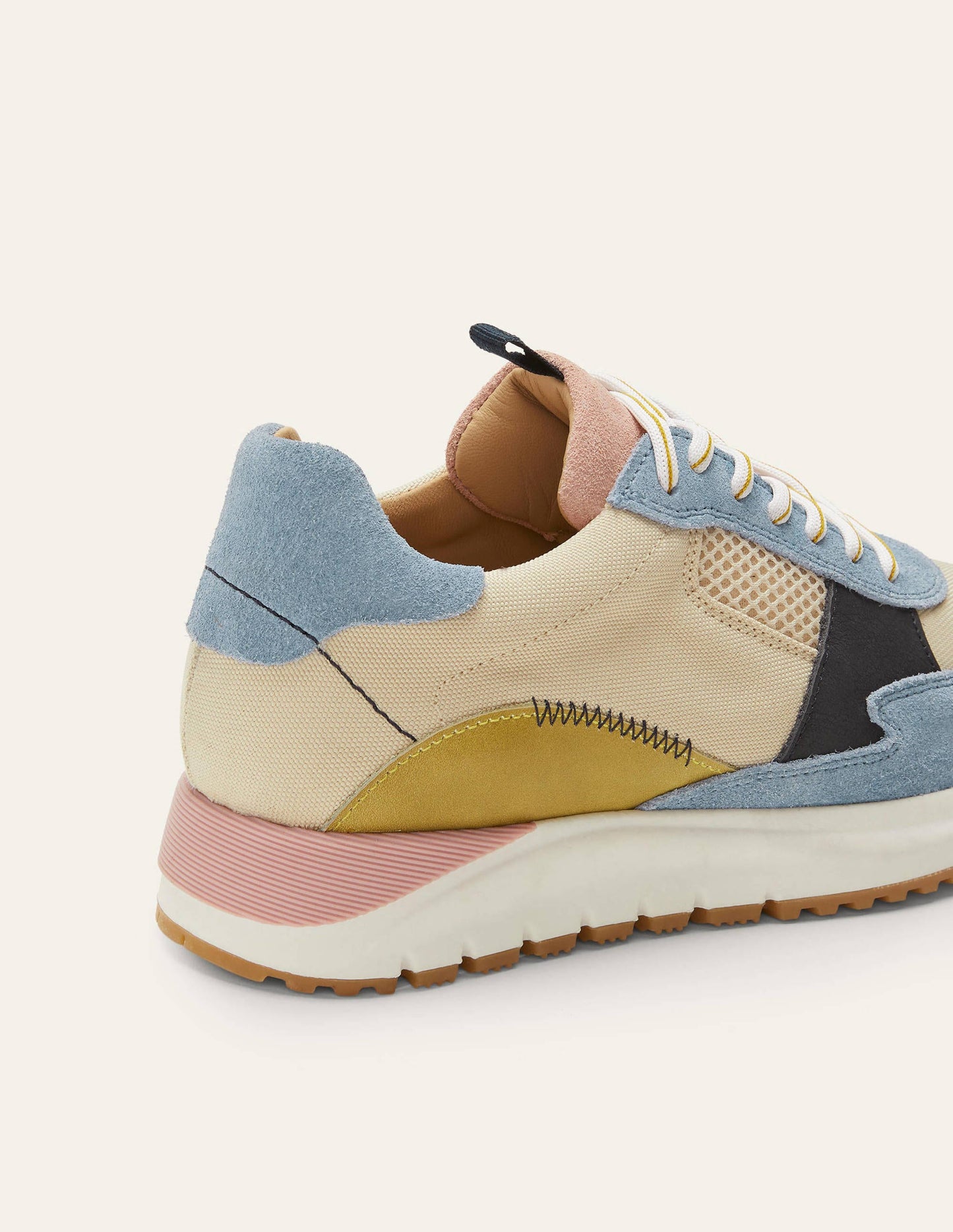 Turnschuhe mit Blockfarben-Morgendämmerungsblau