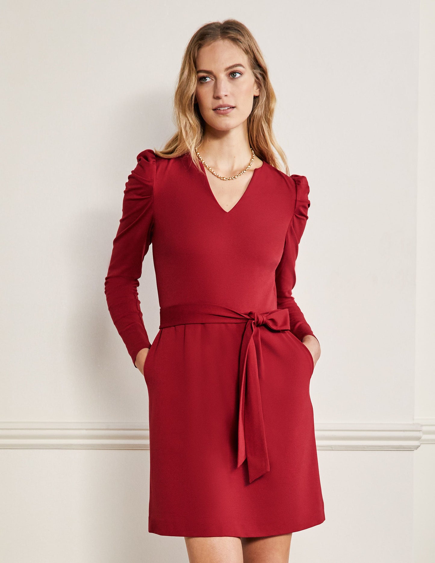 A-Linien-Kleid mit Puffärmeln-Winterbeere