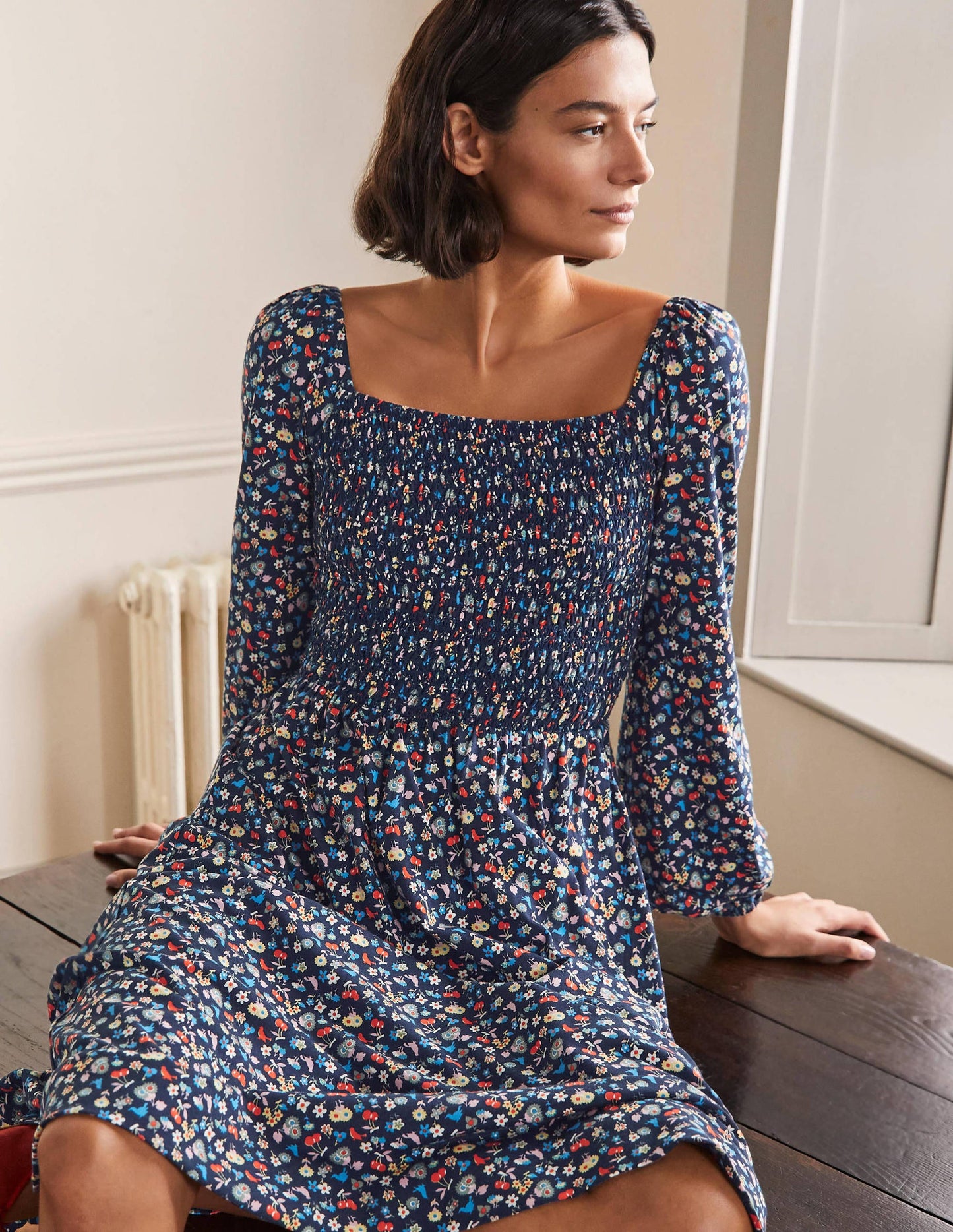 Jersey-Midikleid mit Smokdetail-Navy, Waldknospen