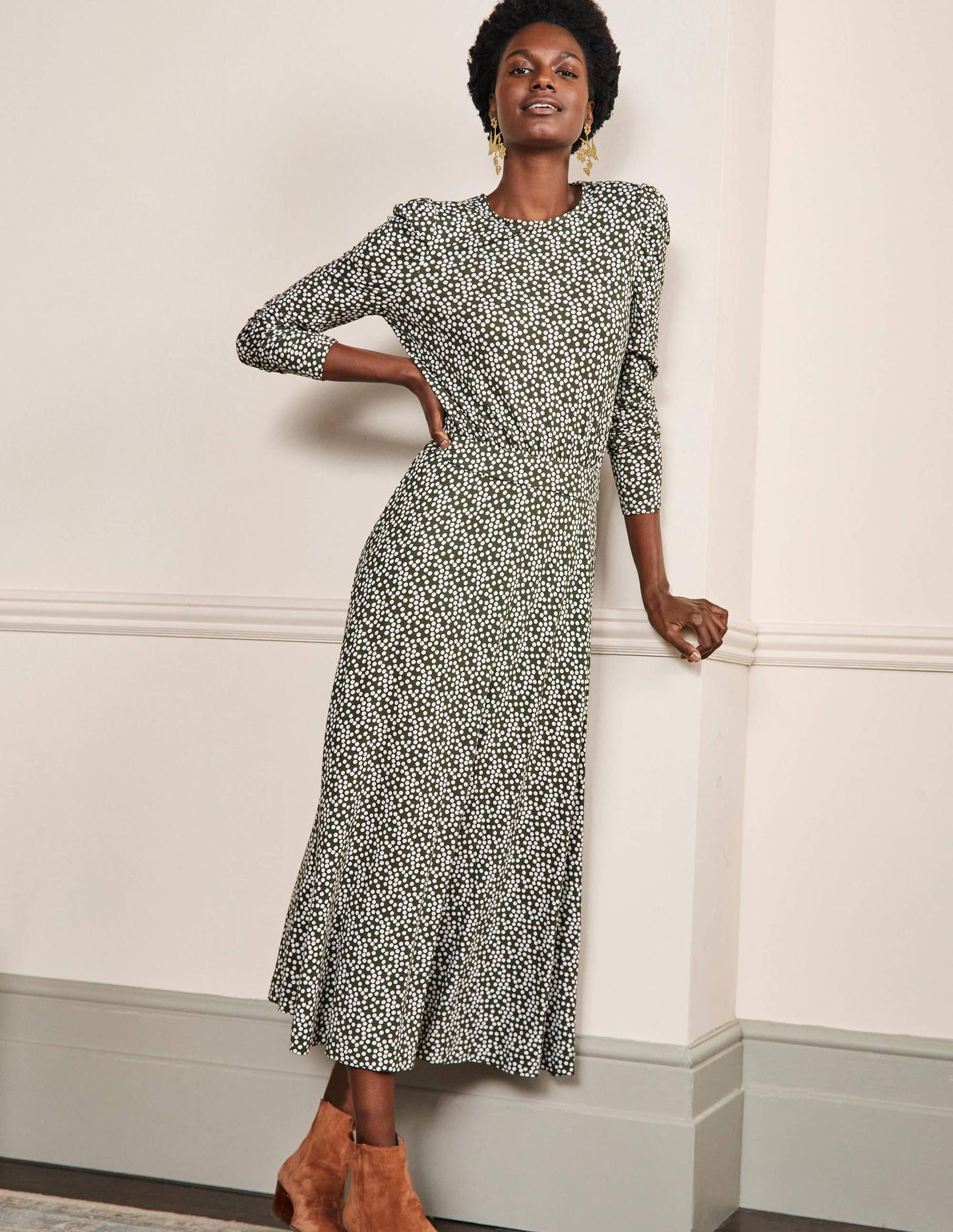 Jersey-Midikleid mit Puffärmeln-Sumpfgrün, Verstreute Tupfen