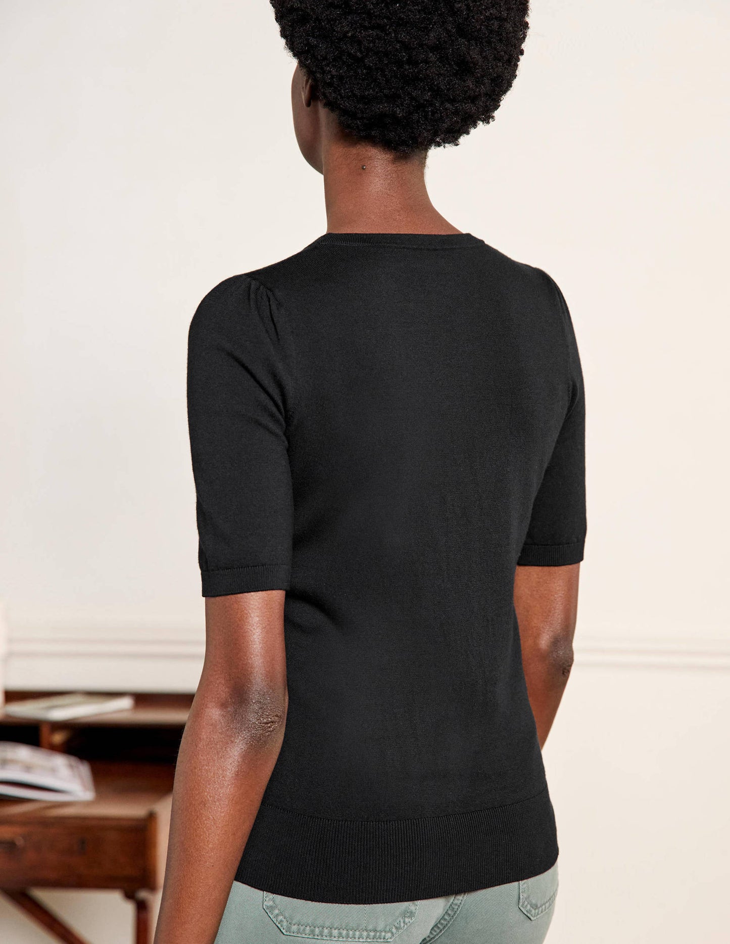 Cotton Crew Knitted Top-Black
