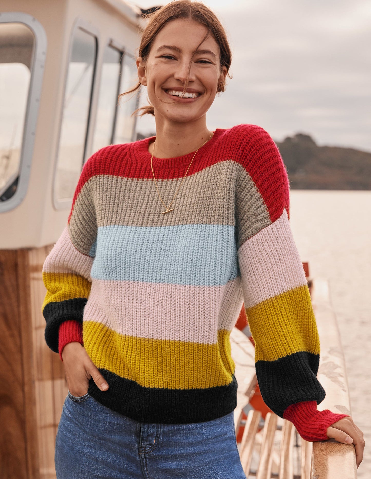 Flauschiger Pullover mit gerafften Blousonärmeln-Flauschiger Regenbogen, Bunt Gestreift