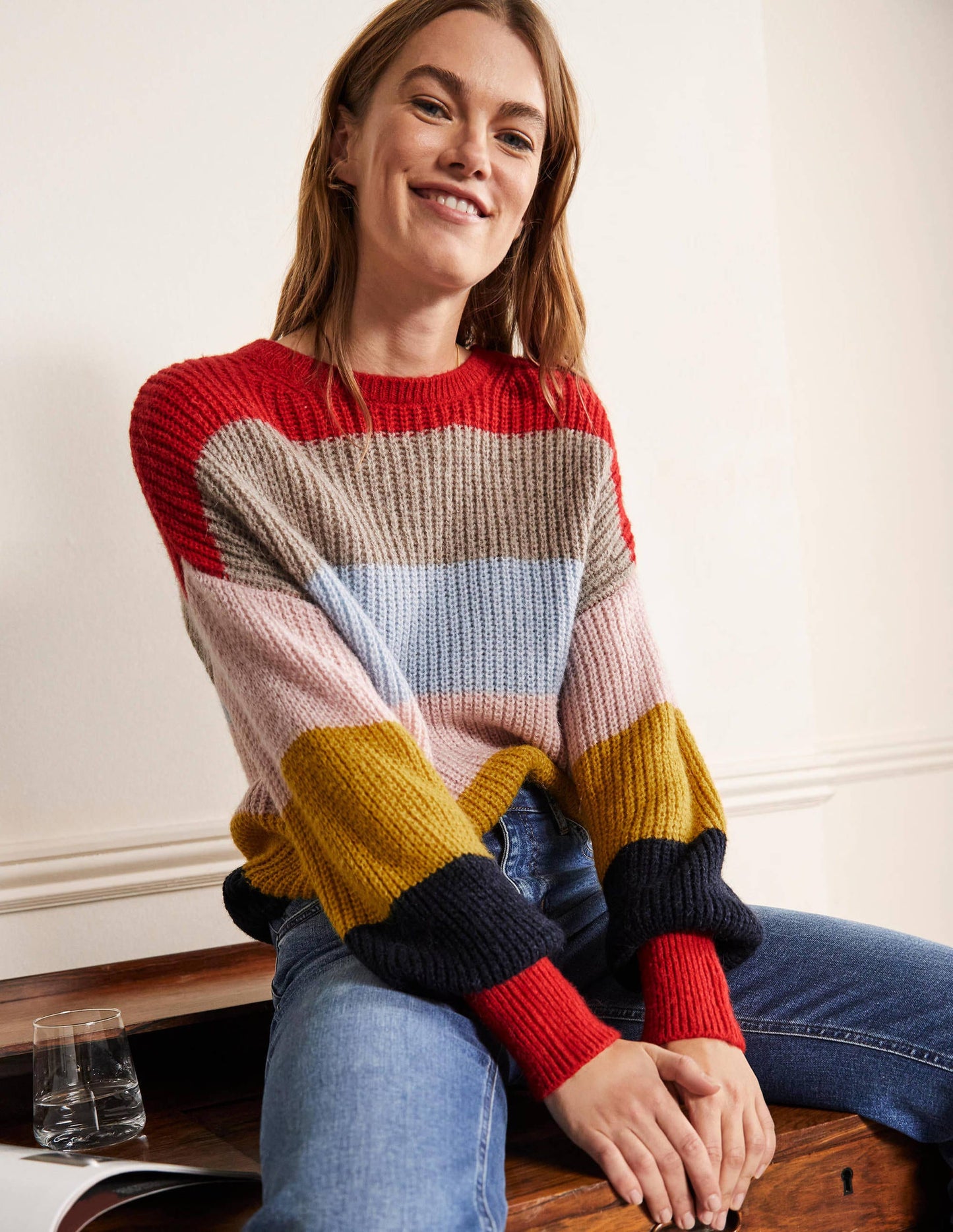 Flauschiger Pullover mit gerafften Blousonärmeln-Flauschiger Regenbogen, Bunt Gestreift