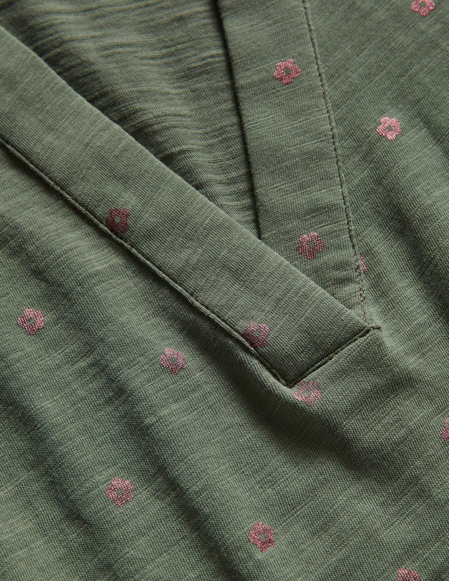 Collared Notch Neck Cotton Top-Alder Foil Flower
