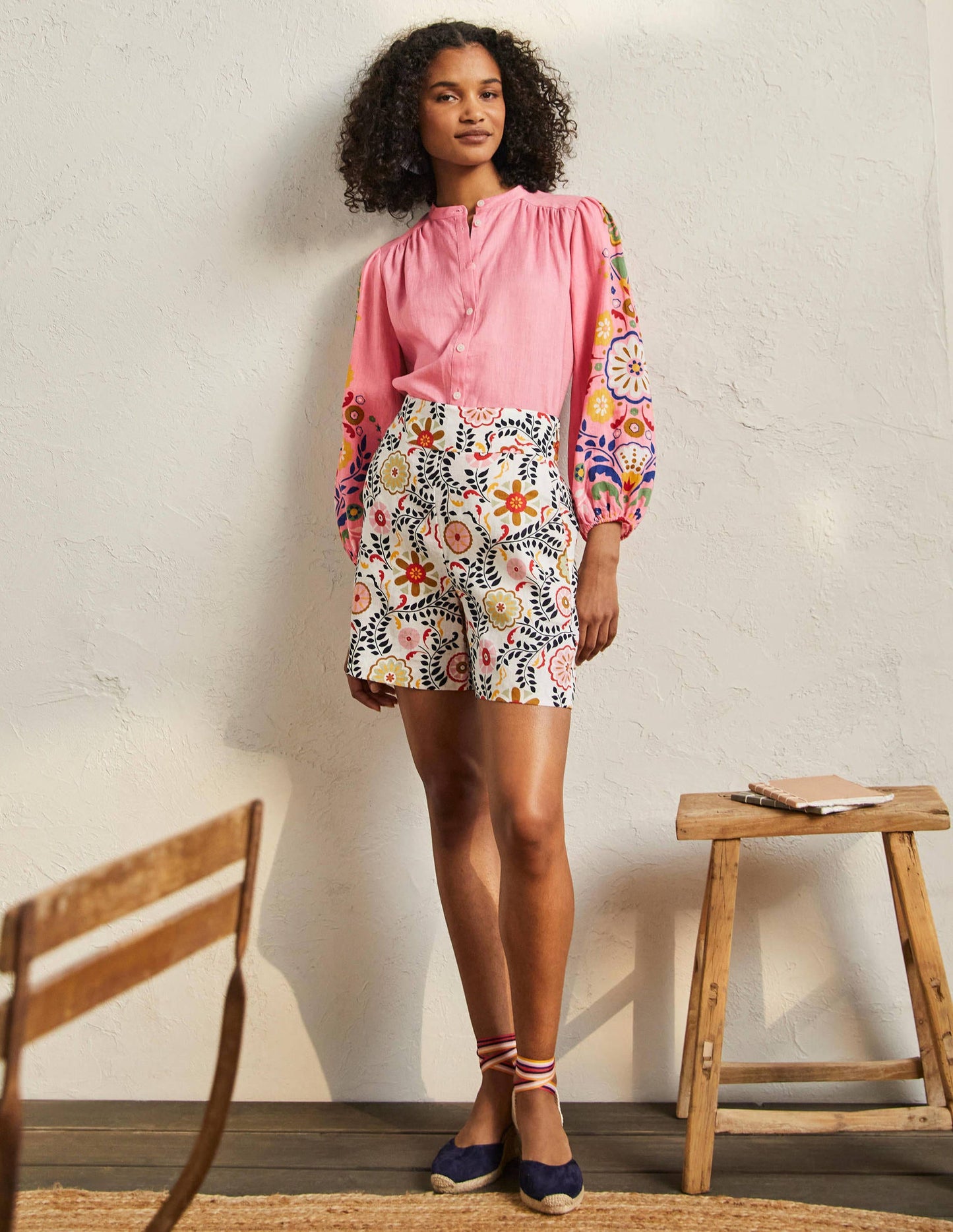 Blouse Becky manches longues en lin-Rose formica, motif Opulent Garden
