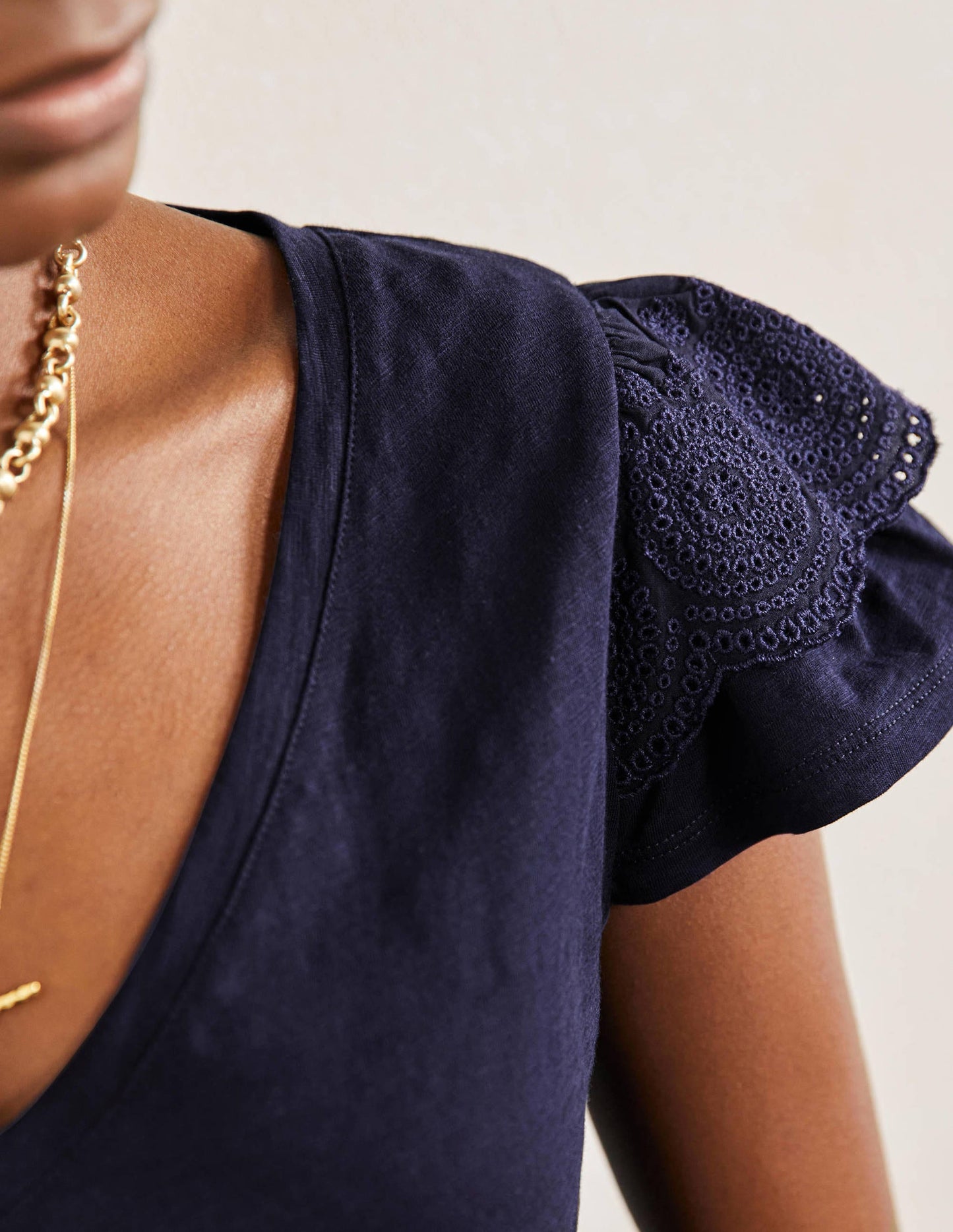 Broderie Cotton V-Neck T-Shirt-Navy