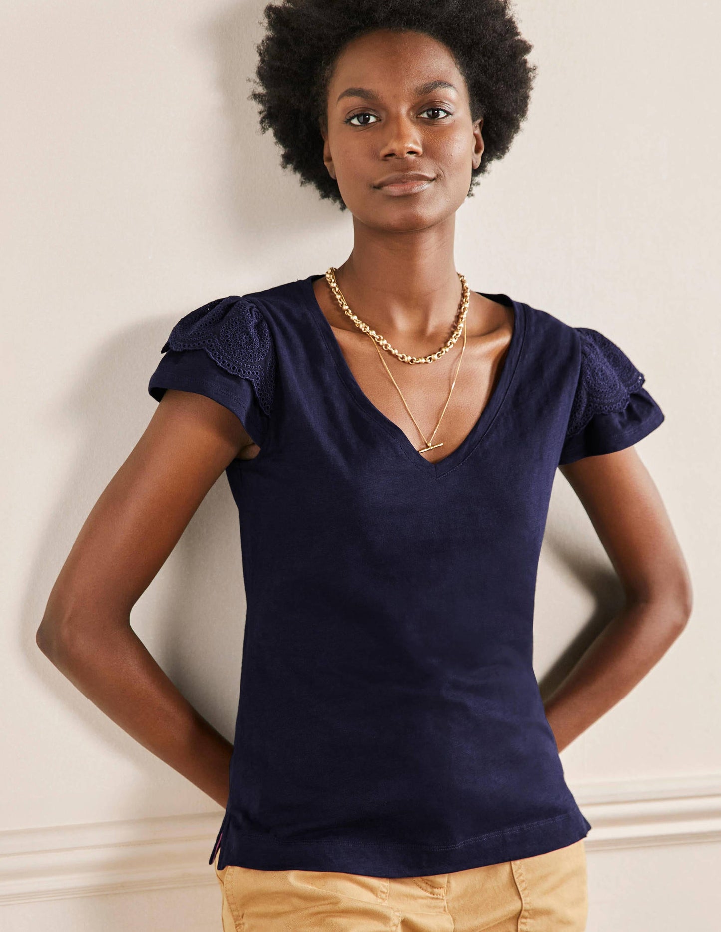 Broderie Cotton V-Neck T-Shirt-Navy