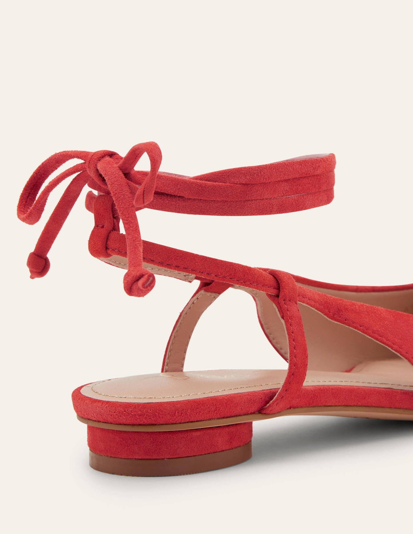 Ballerinas mit Knöchelriemchen und spitzer Zehenpartie-Rot, Veloursleder