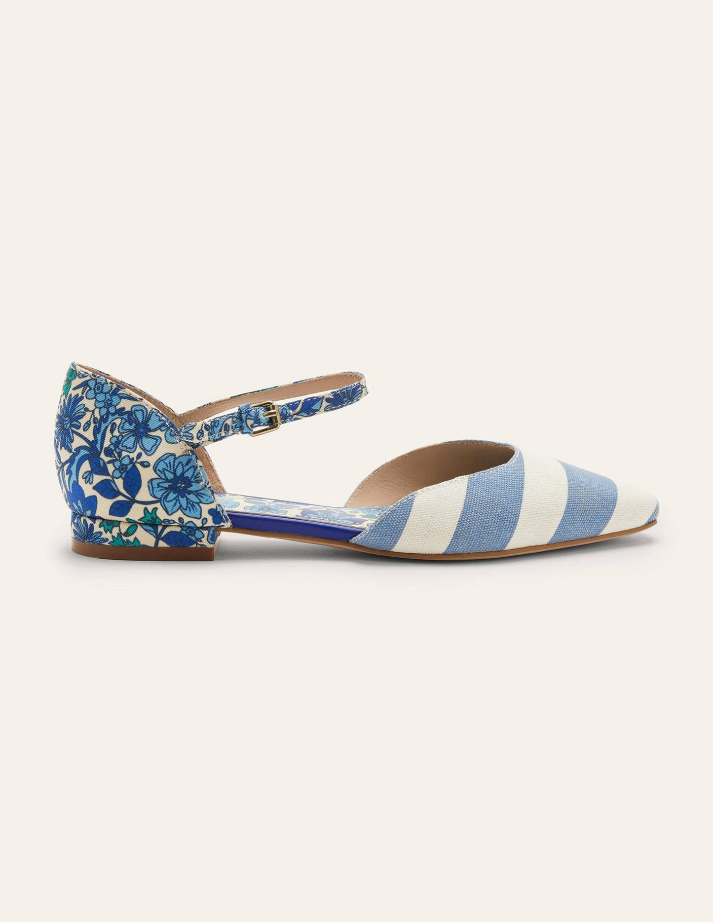 Gemusterte flache Pumps aus Leinen-Graublau, Blumenmuster
