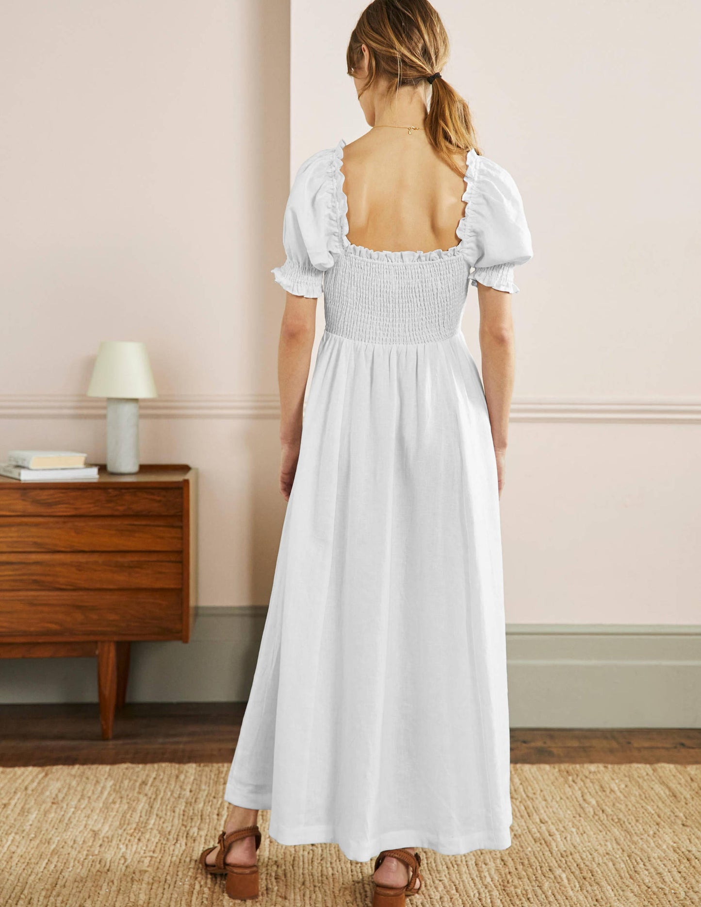 Midikleid mit gesmoktem Oberteil-Weiß