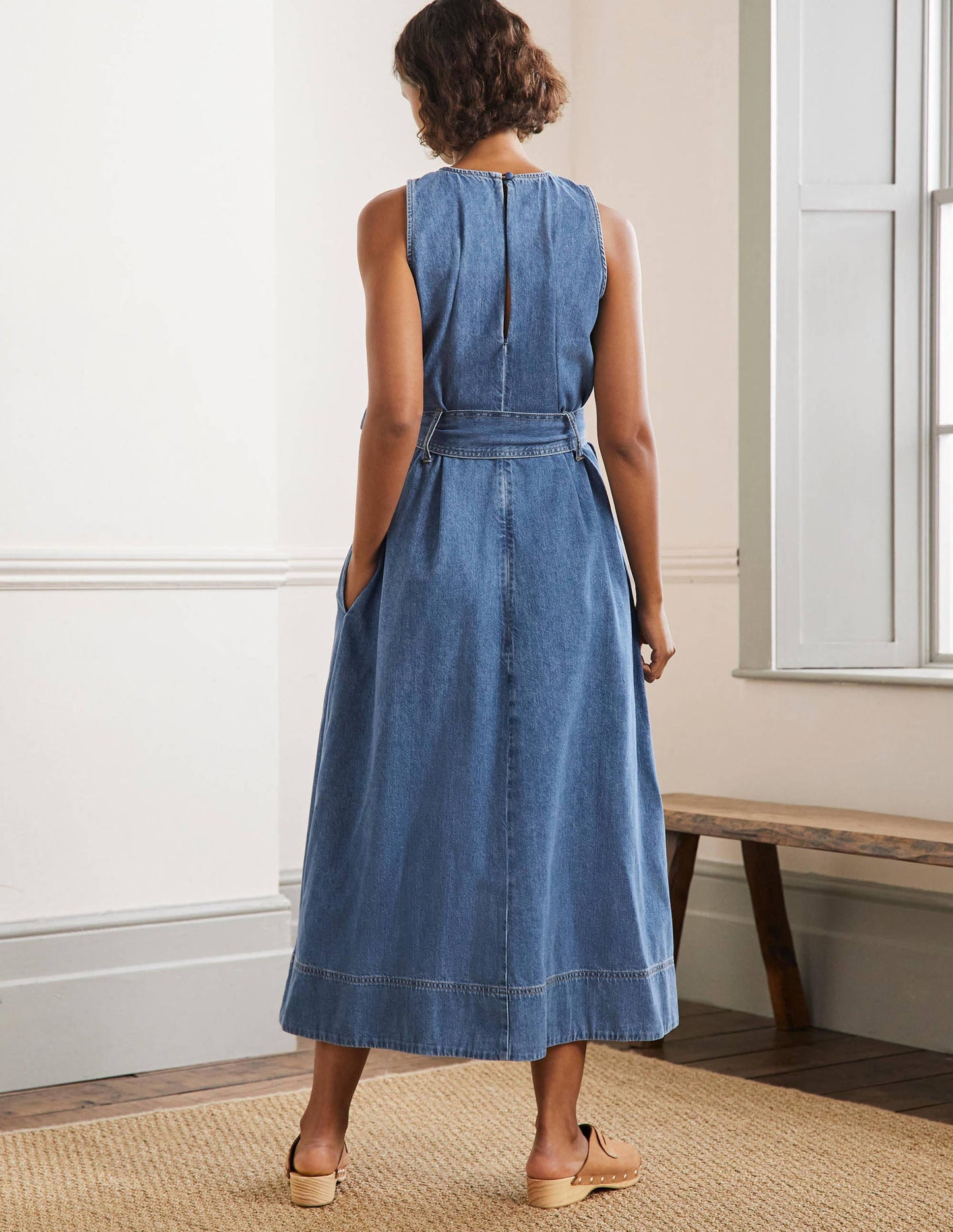 Ärmelloses Midikleid mit Gürtel-Mittleres Vintageblau, Denim