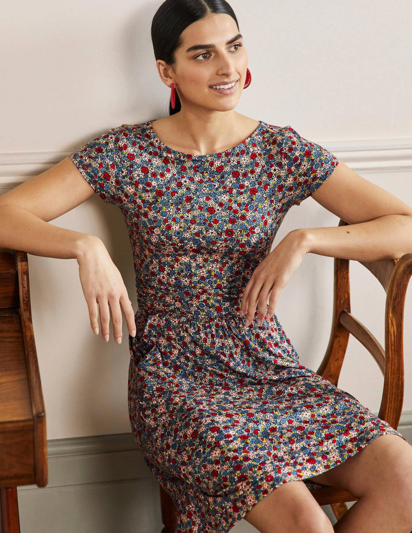 Amelie Jerseykleid-Rivierablau, Gruppierte Blumen
