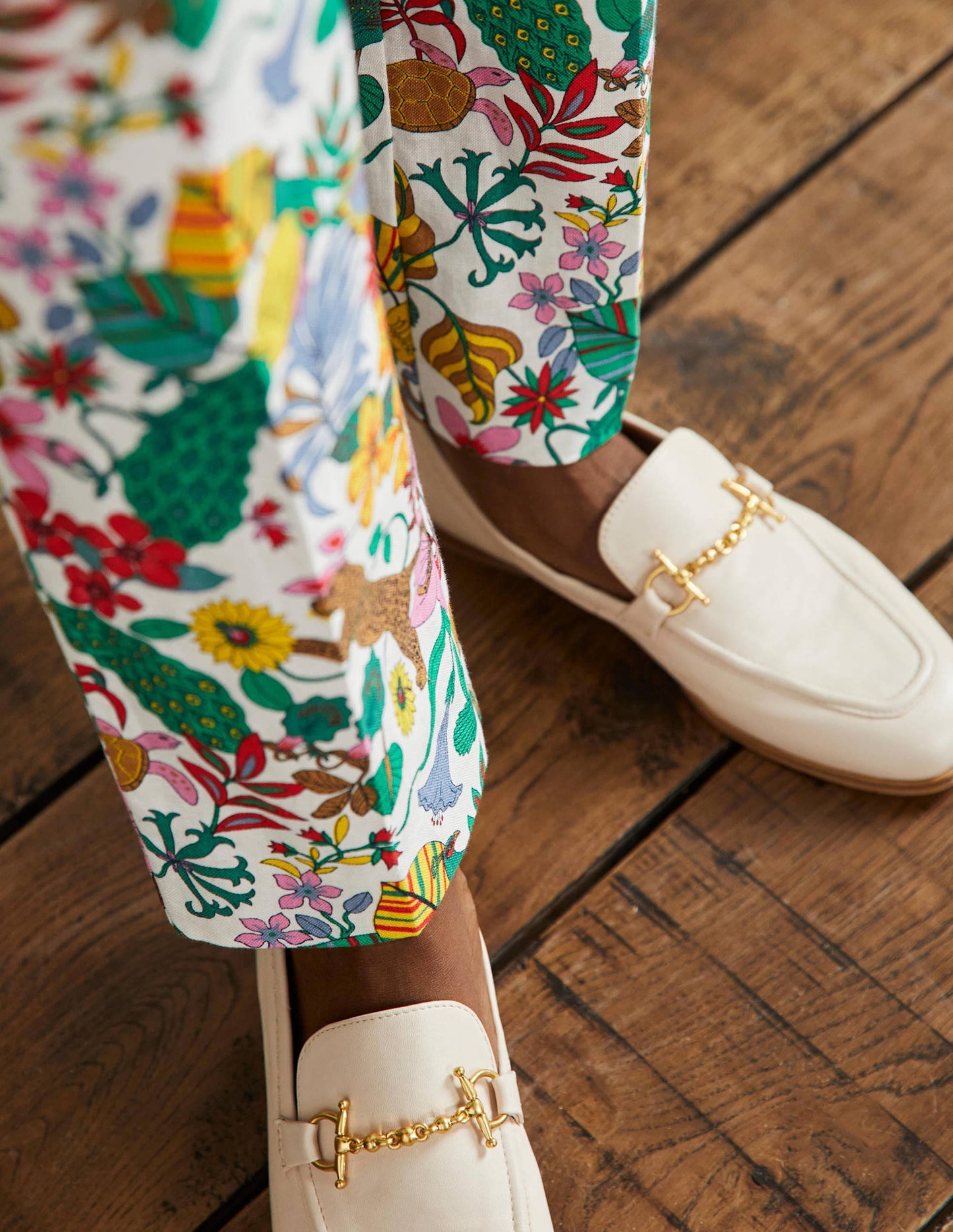 Thea Taillierte Leinenhose-Bunt, Exotisches Paradies
