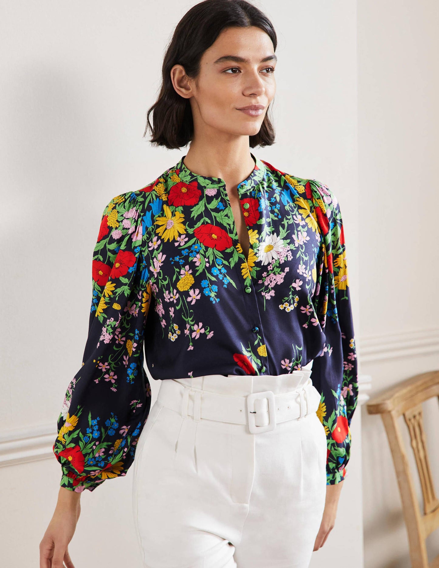 Anna Bluse mit Blousonärmeln-Navy, Botanikmuster