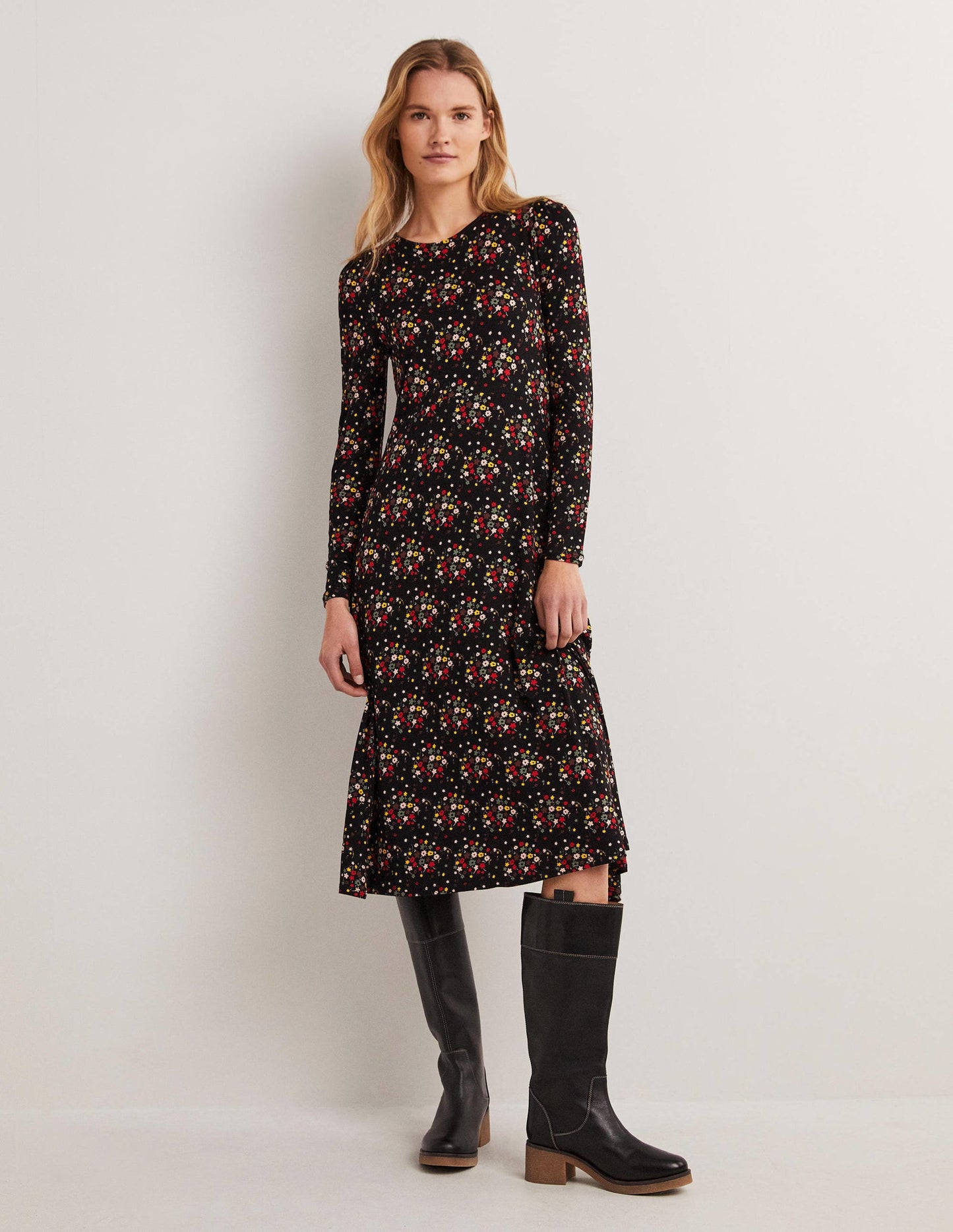 Jersey-Midikleid mit Rundhalsausschnitt-Schwarz, Getupfte Zweige