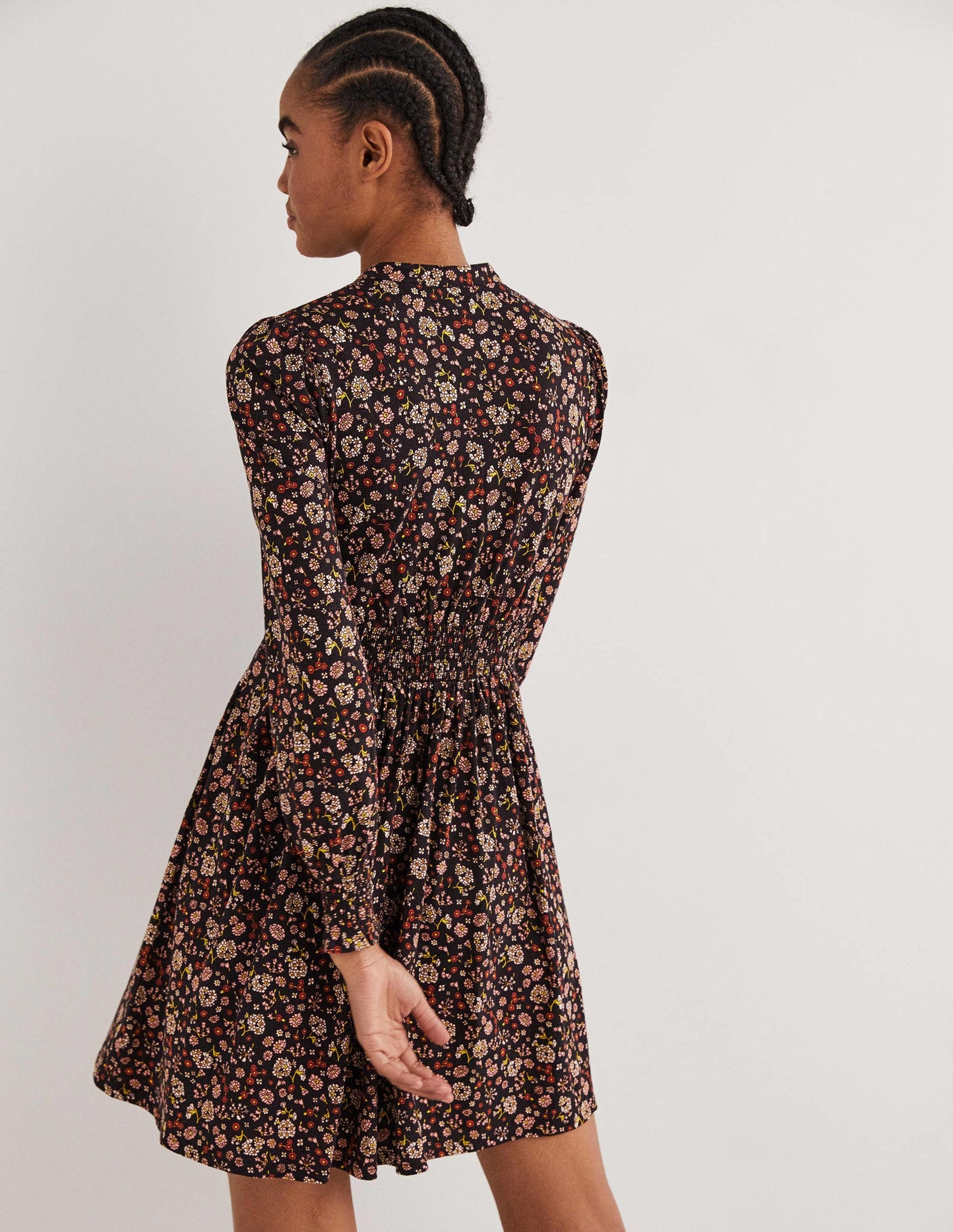 Jerseyhemdblusenkleid mit Smokdetail-Raketenrot, Kleines Blumenmuster