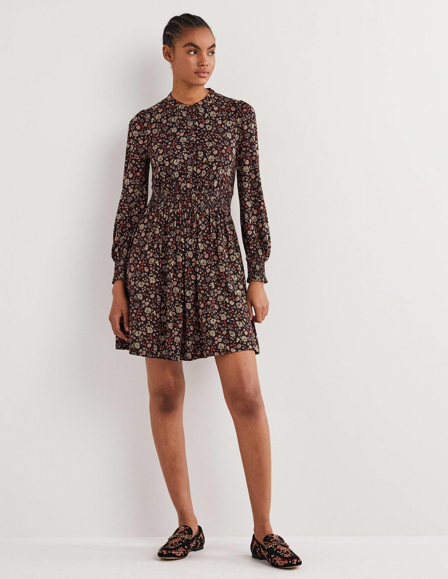 Jerseyhemdblusenkleid mit Smokdetail-Raketenrot, Kleines Blumenmuster