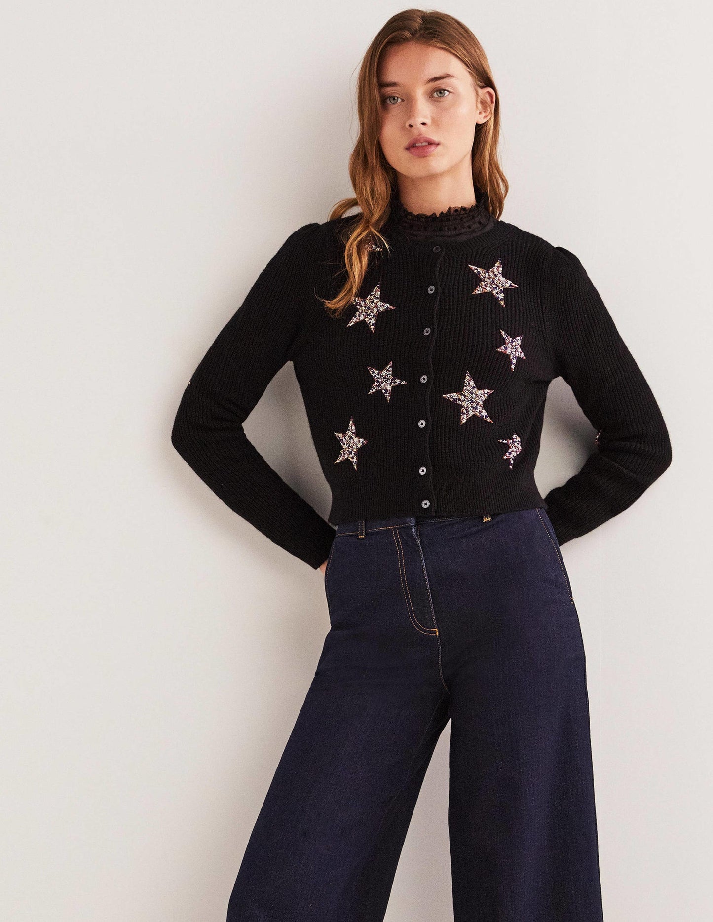 Black Star-Embellished Ribbed Cardigan-Schwarz, Verzierte Sterne