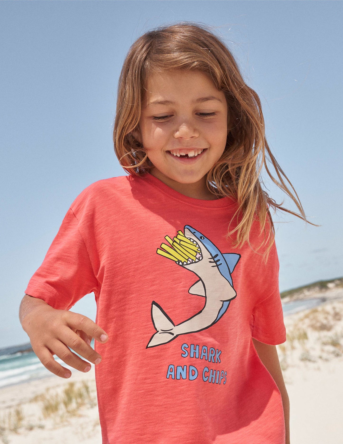 T-Shirt mit witzigem Motiv-Marmeladenrot, Hai
