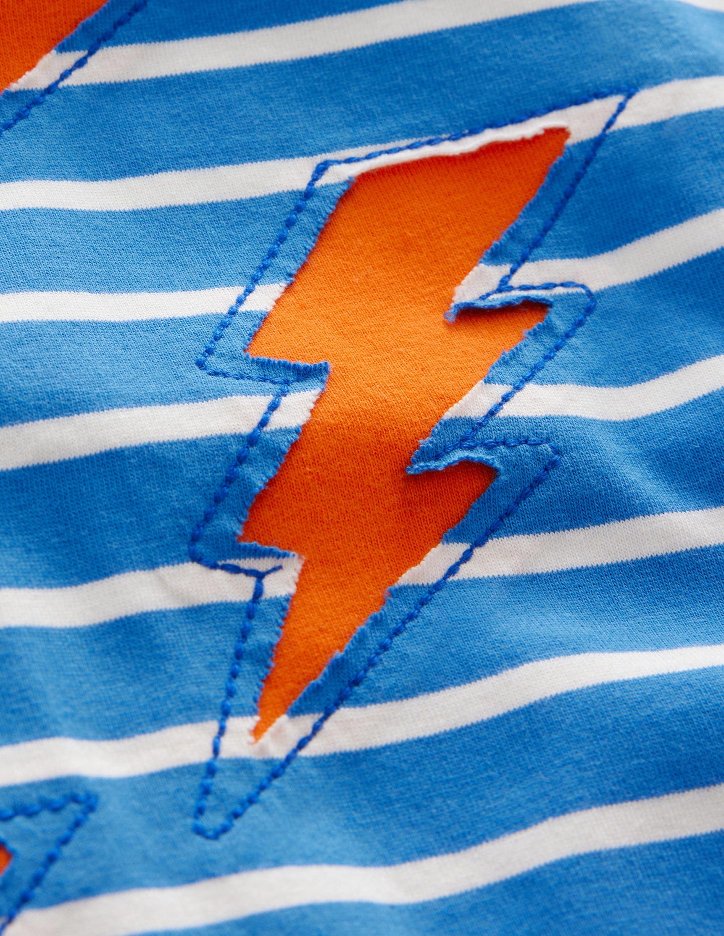 Wendbares T-Shirt mit Applikation-Blau/Naturweiß, Blitze