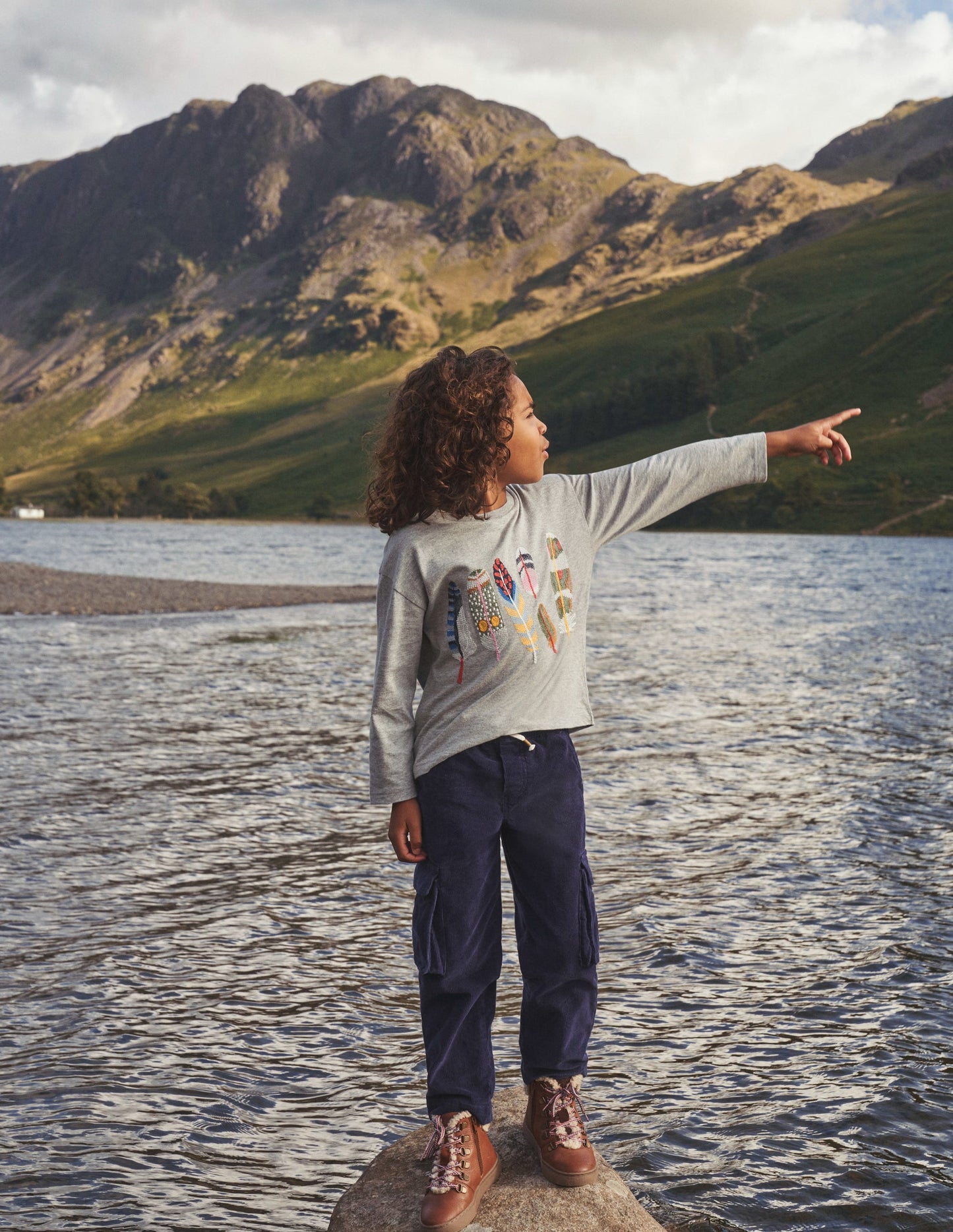 Feder-T-Shirt mit Superstitch-Grau Meliert