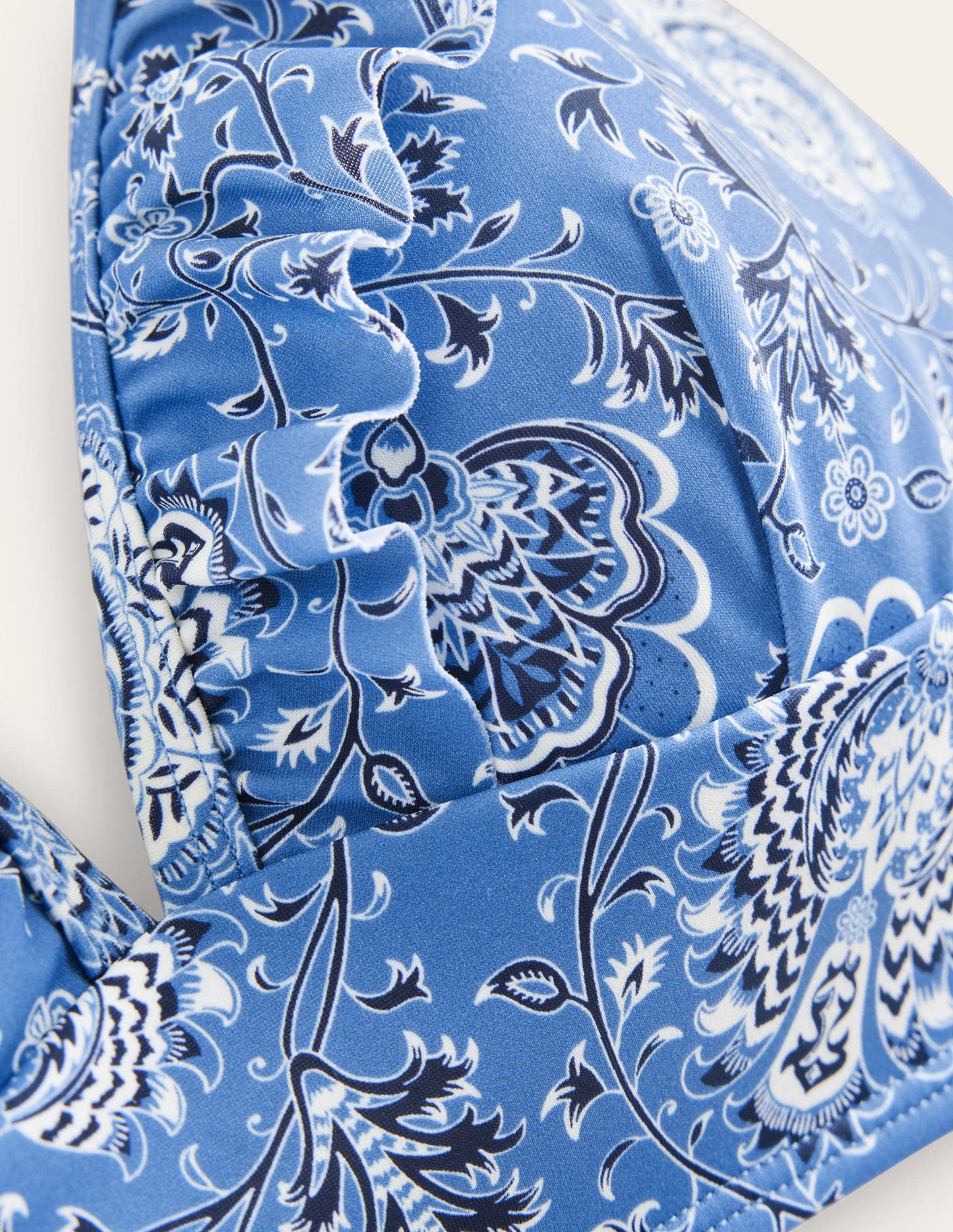 Palermo Bikinioberteil mit Rüschen und V-Ausschnitt-Azurblau, Gardenienhain