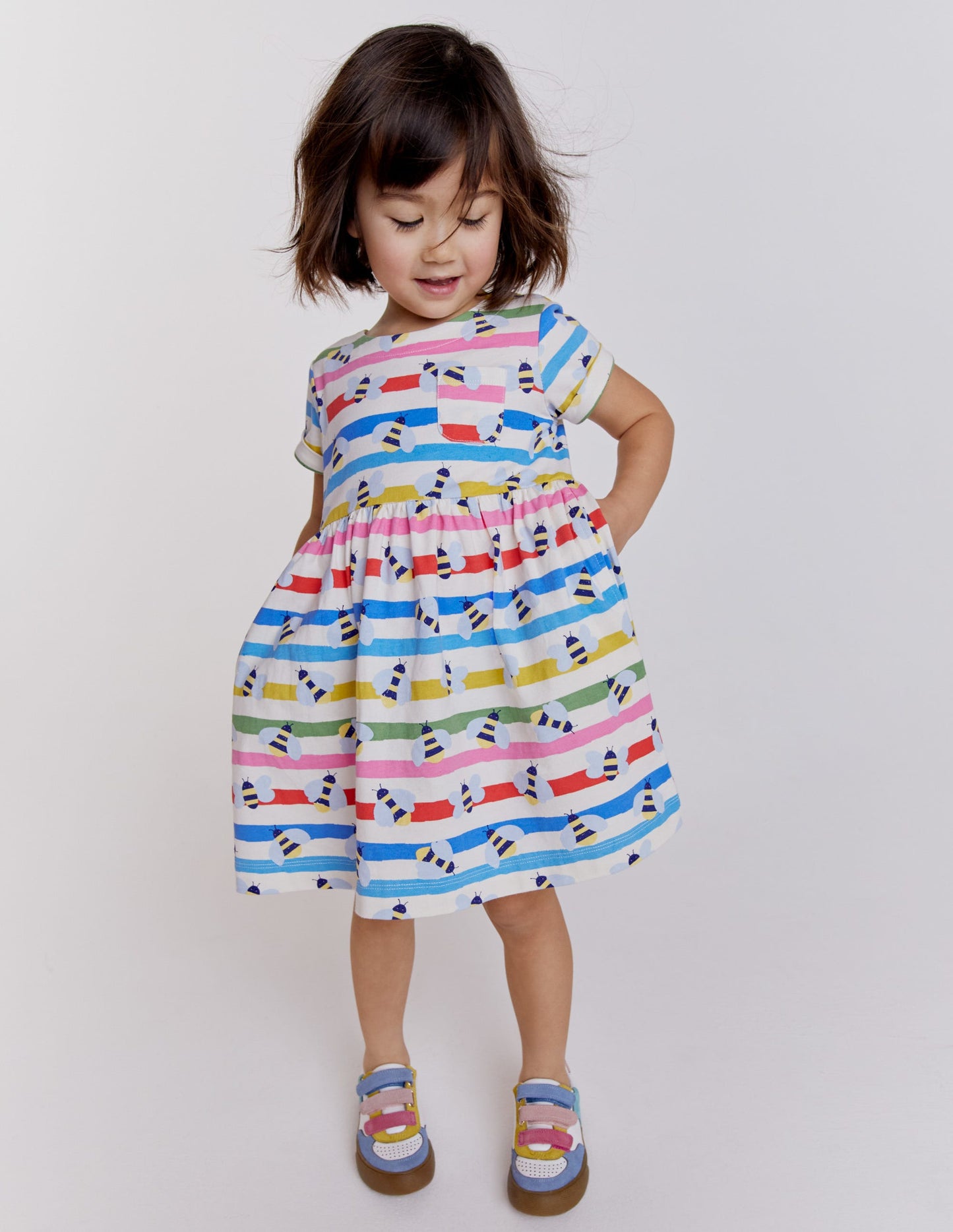 Fröhliches Jerseykleid-Bunt, Gestreift/Bienen