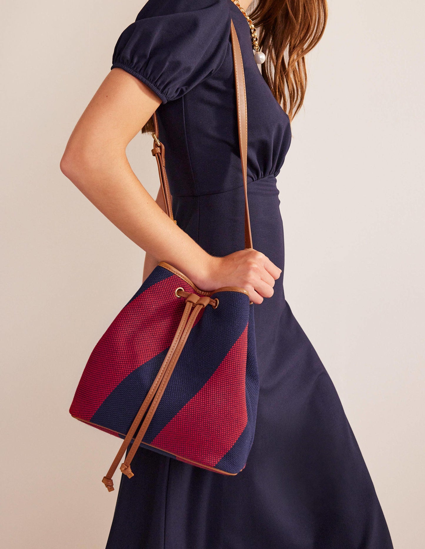 Beuteltasche-Rot Marineblau Streifen